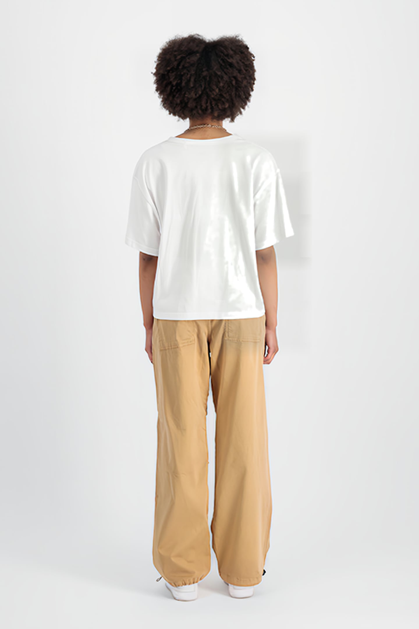 LOGO T WHITE 2