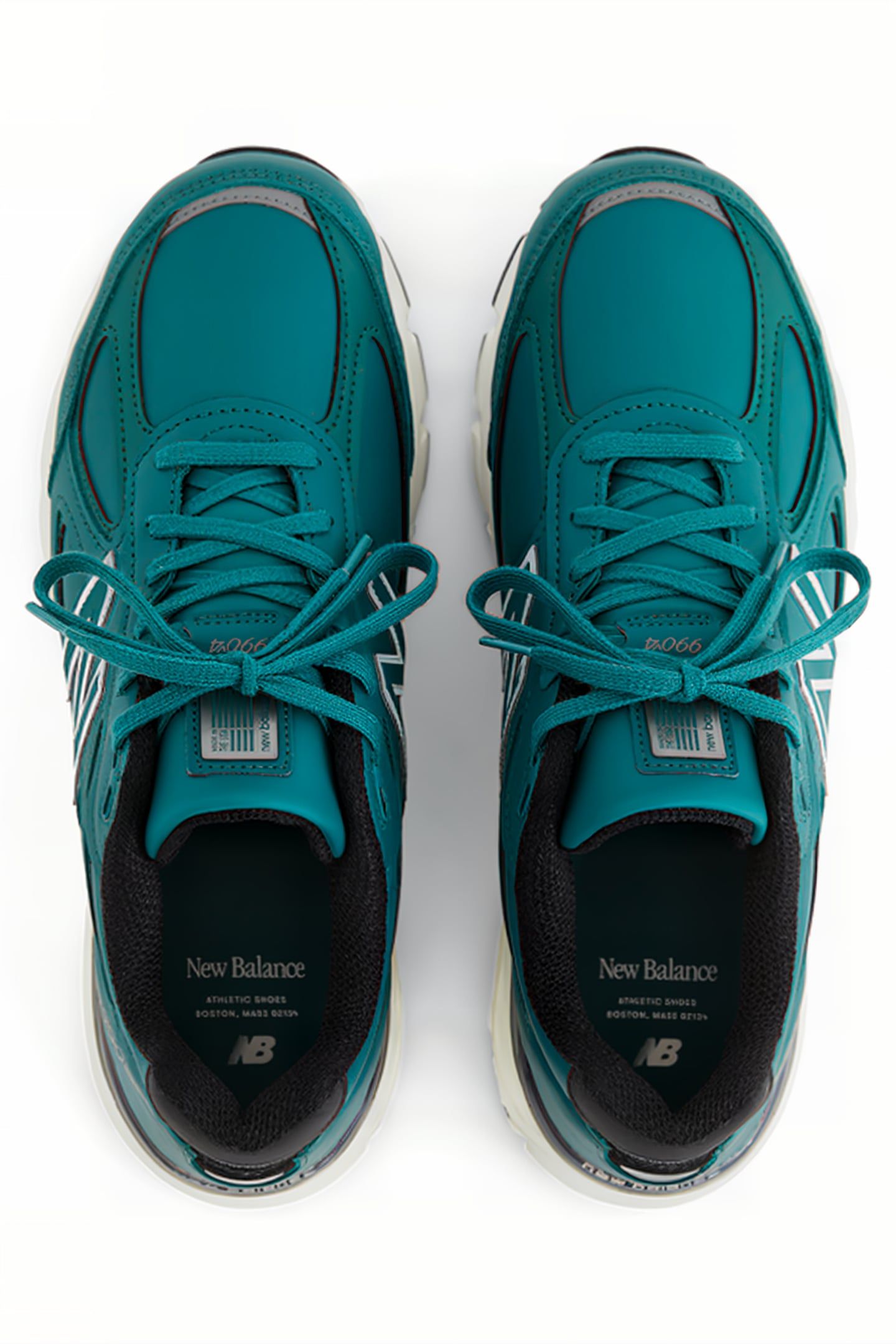 U990TW4 MADE IN USA SNEAKERS IN TEAL 3