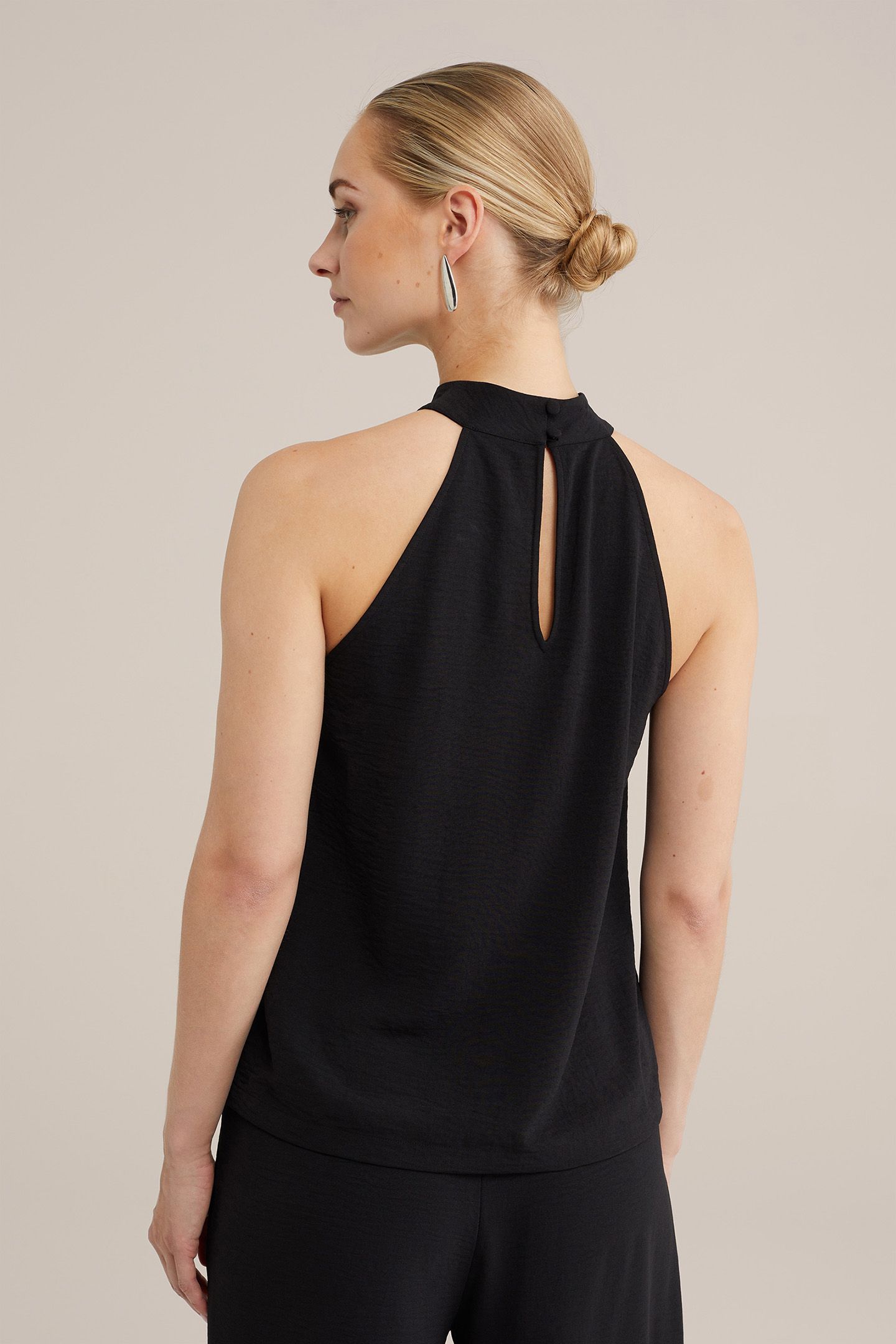 T-SHIRT BLACK 2