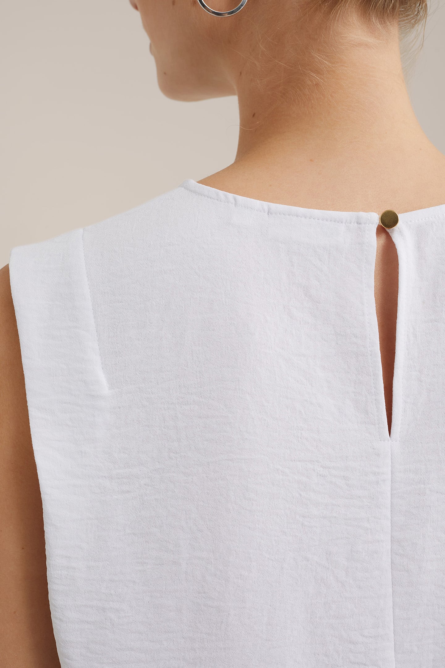 T-SHIRT WHITE 5