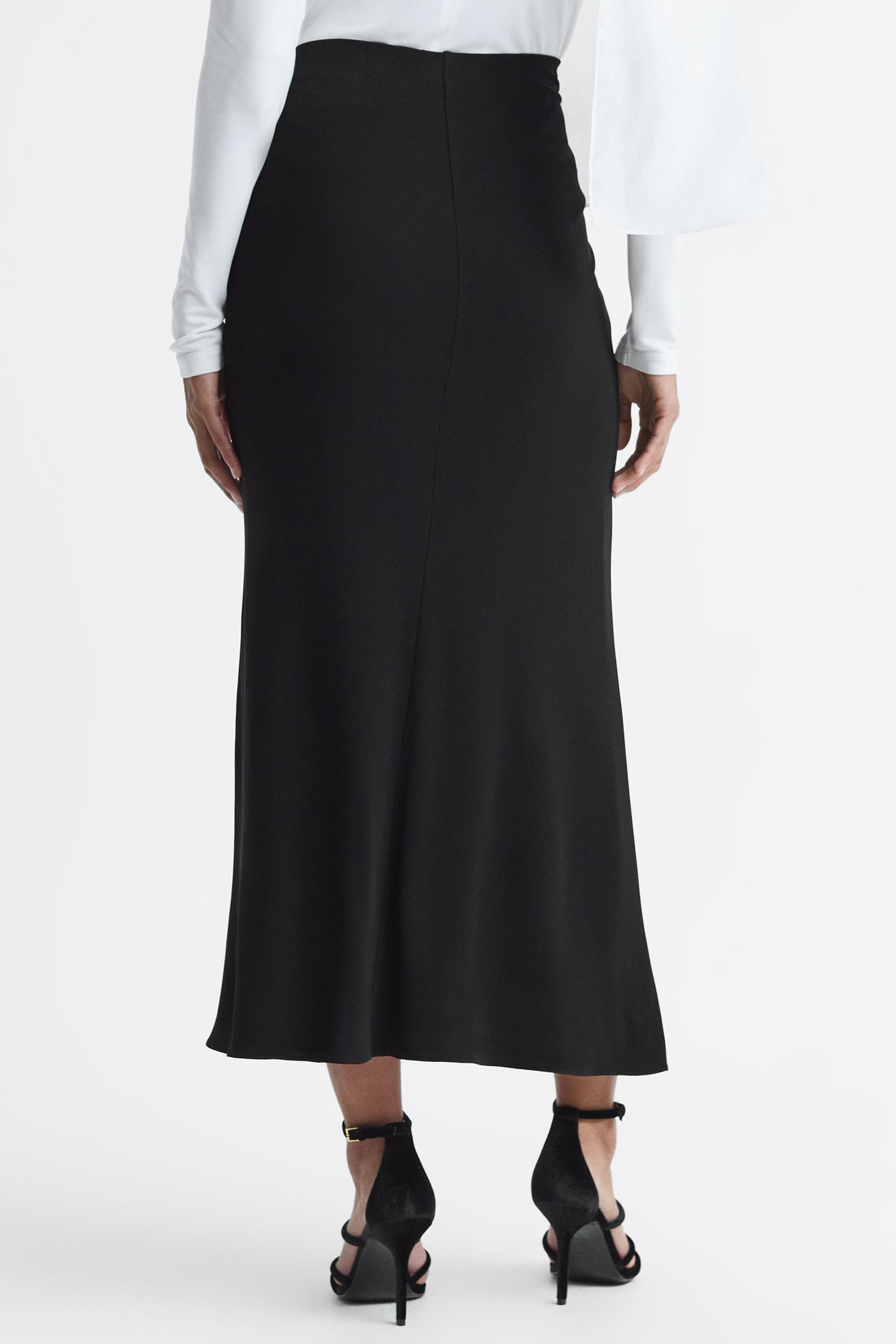 JERSEY MIDI SKIRT — THE MODEL IS WEARING A SIZE 8 2