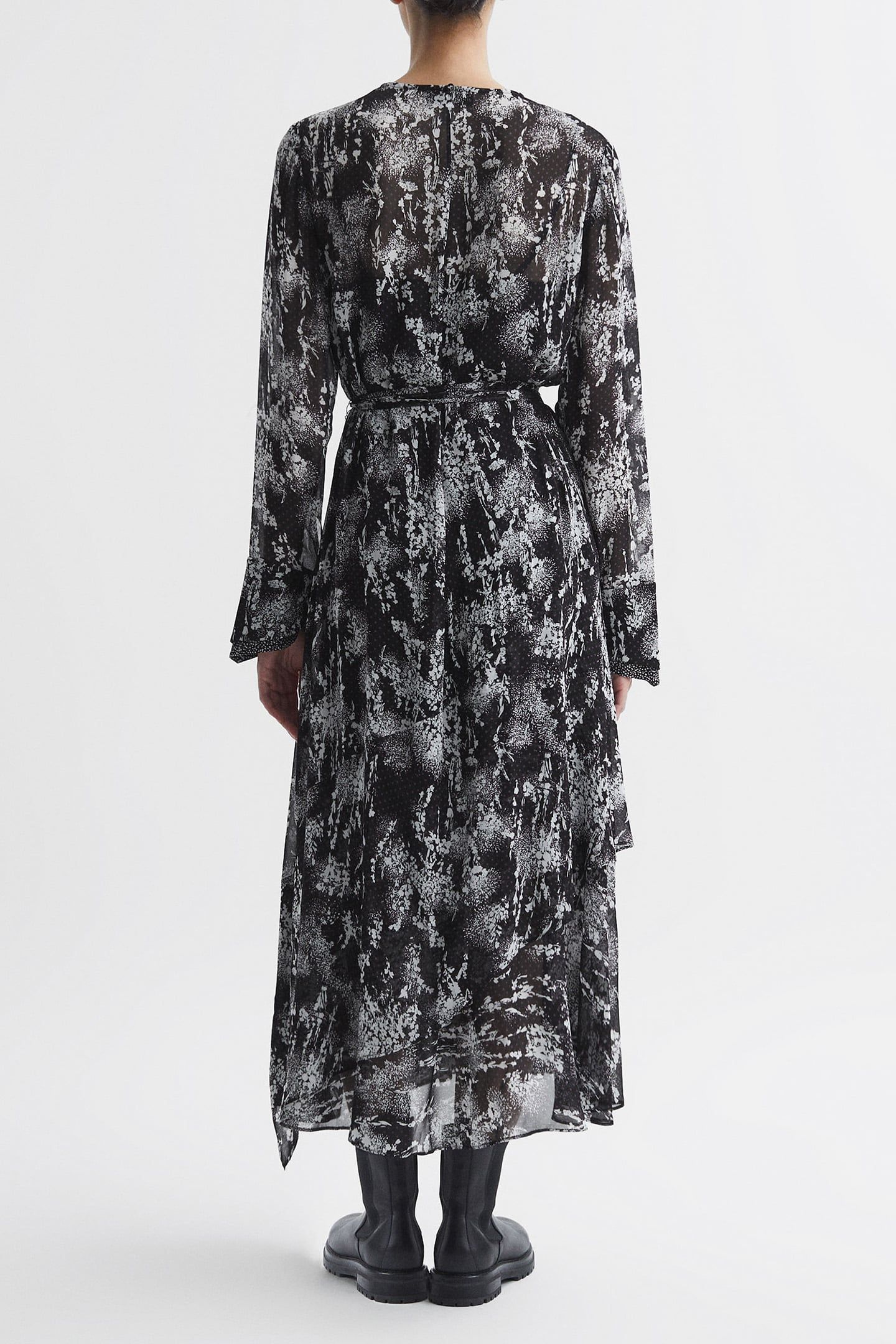 PRINTED RUFFLE MIDI DRESS — THE MODEL IS WEARING A SIZE 8 2