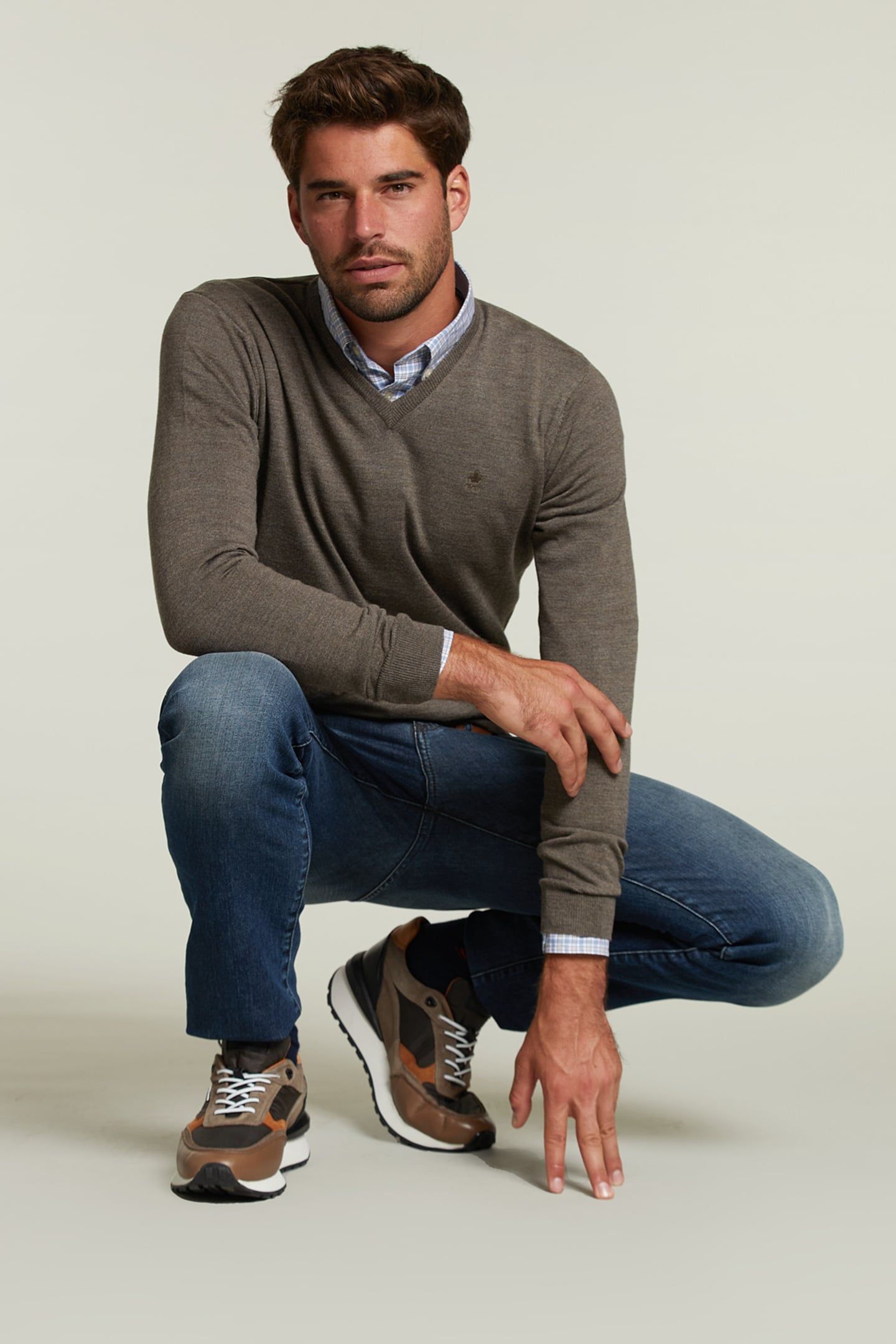 CUSTOM FIT MERINO V-NECK PULLOVER BARREL MIX 3