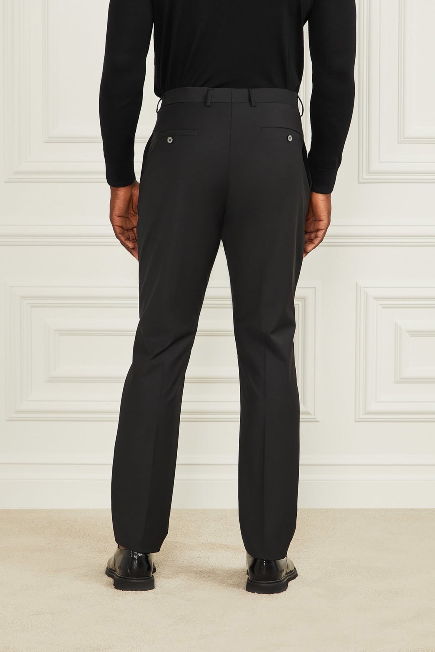 MARCIANO BY GUESS ROGER CLASSIC CHINO JET BLACK 2