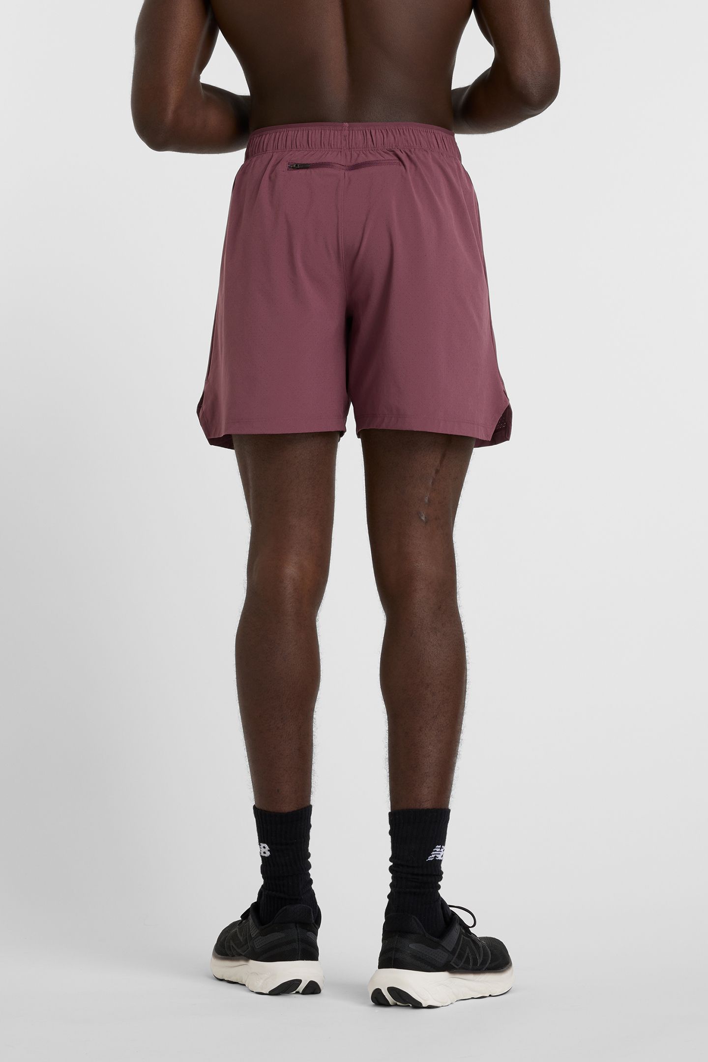 RUNNING SHORTS IN WINE 2
