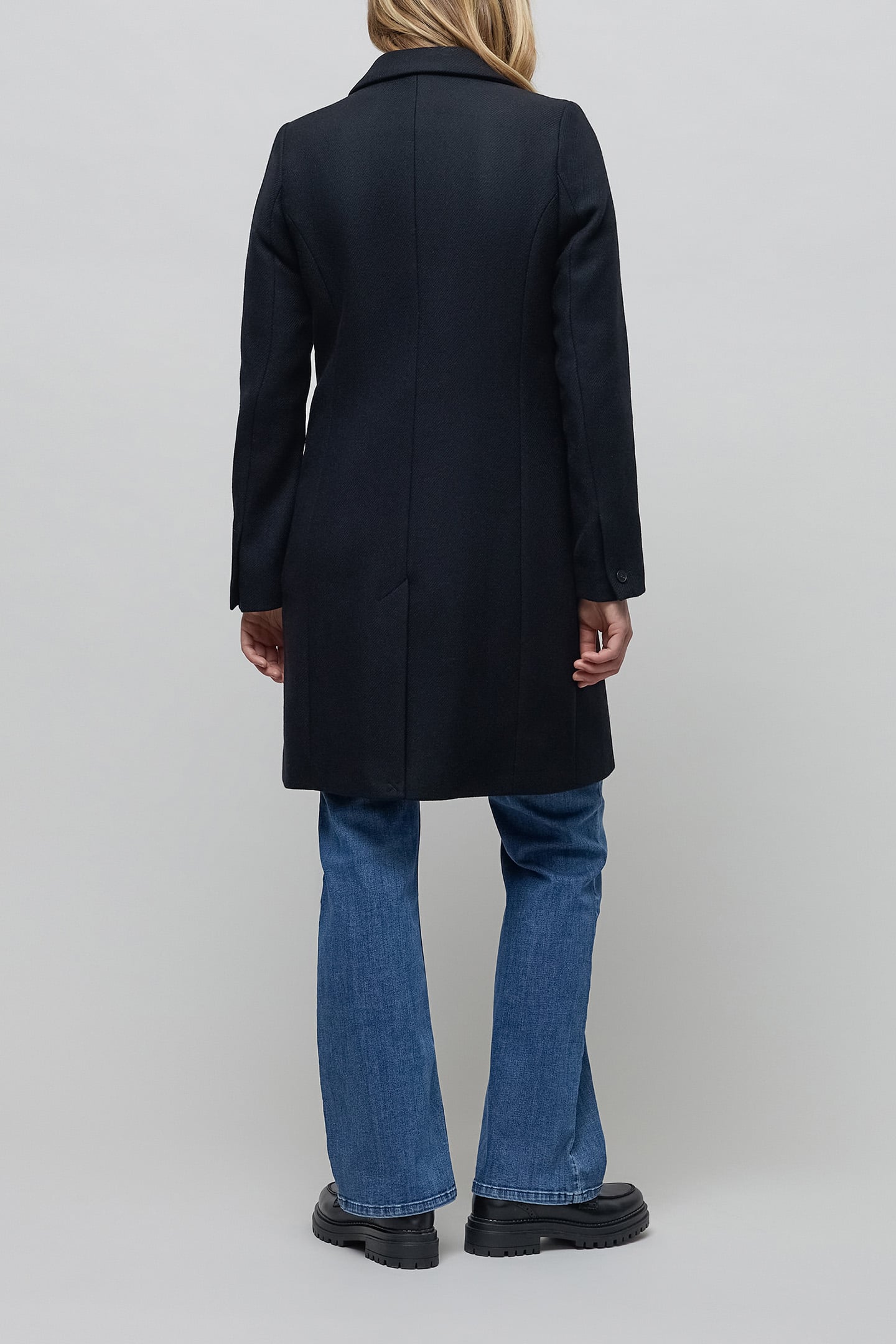 STRAIGHT BLACK COAT WITH ROCK VEST TRIM 3
