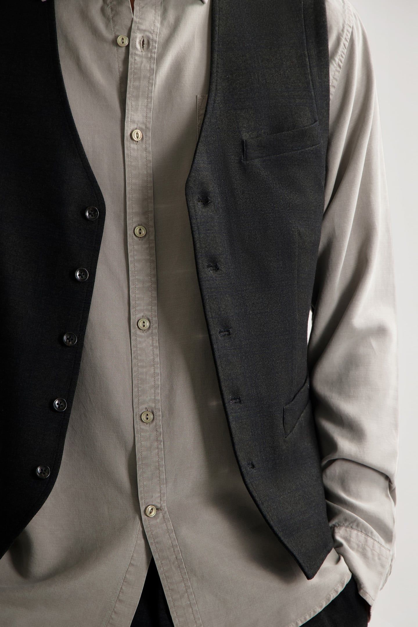DS_TRAVEL CHECK GILET RAVEN 5