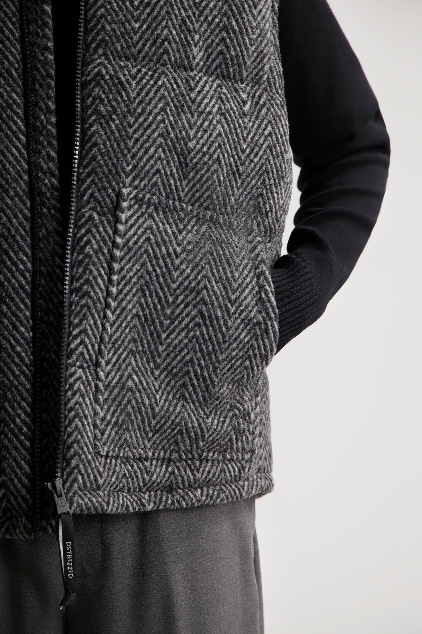DS_JACE BODYWARMER ELEPHANT SKIN 6