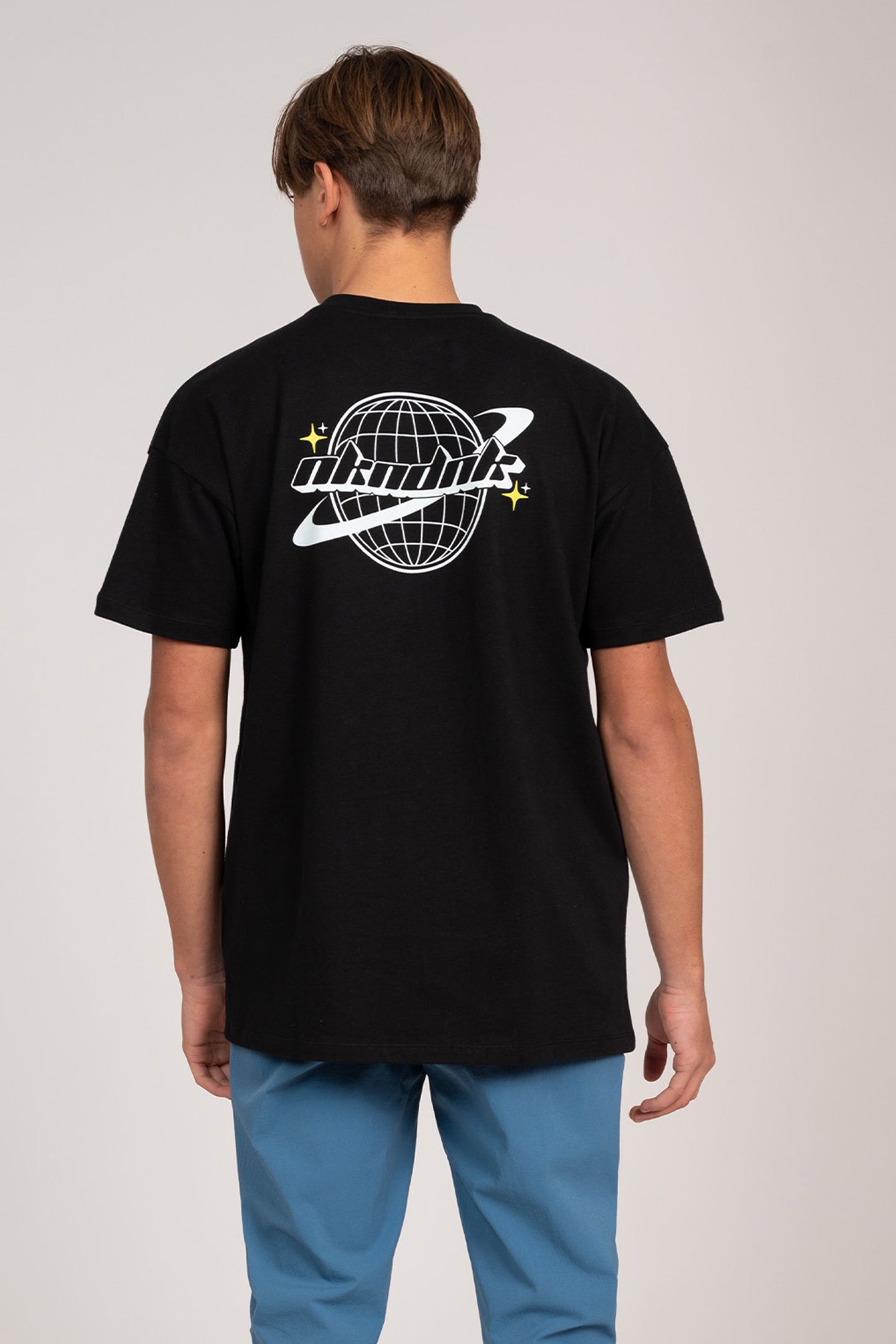 PLANET T-SHIRT BLACK 2