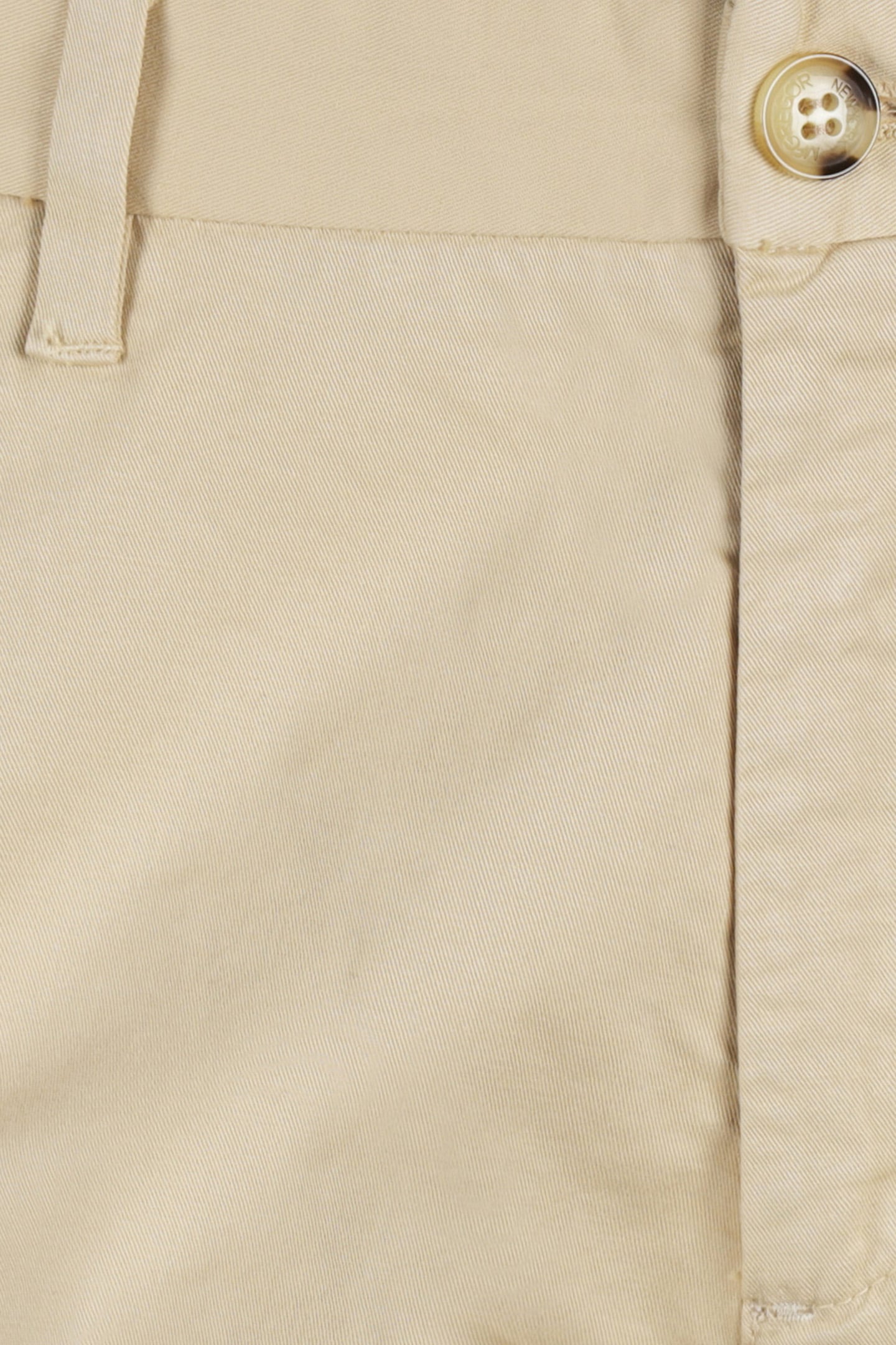 CLASSIC SHORTS SAND 6