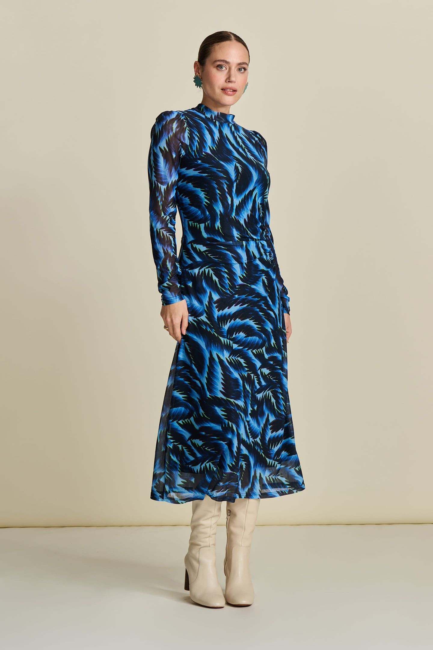 DRESS - FEATHERS BLUE MESH 5