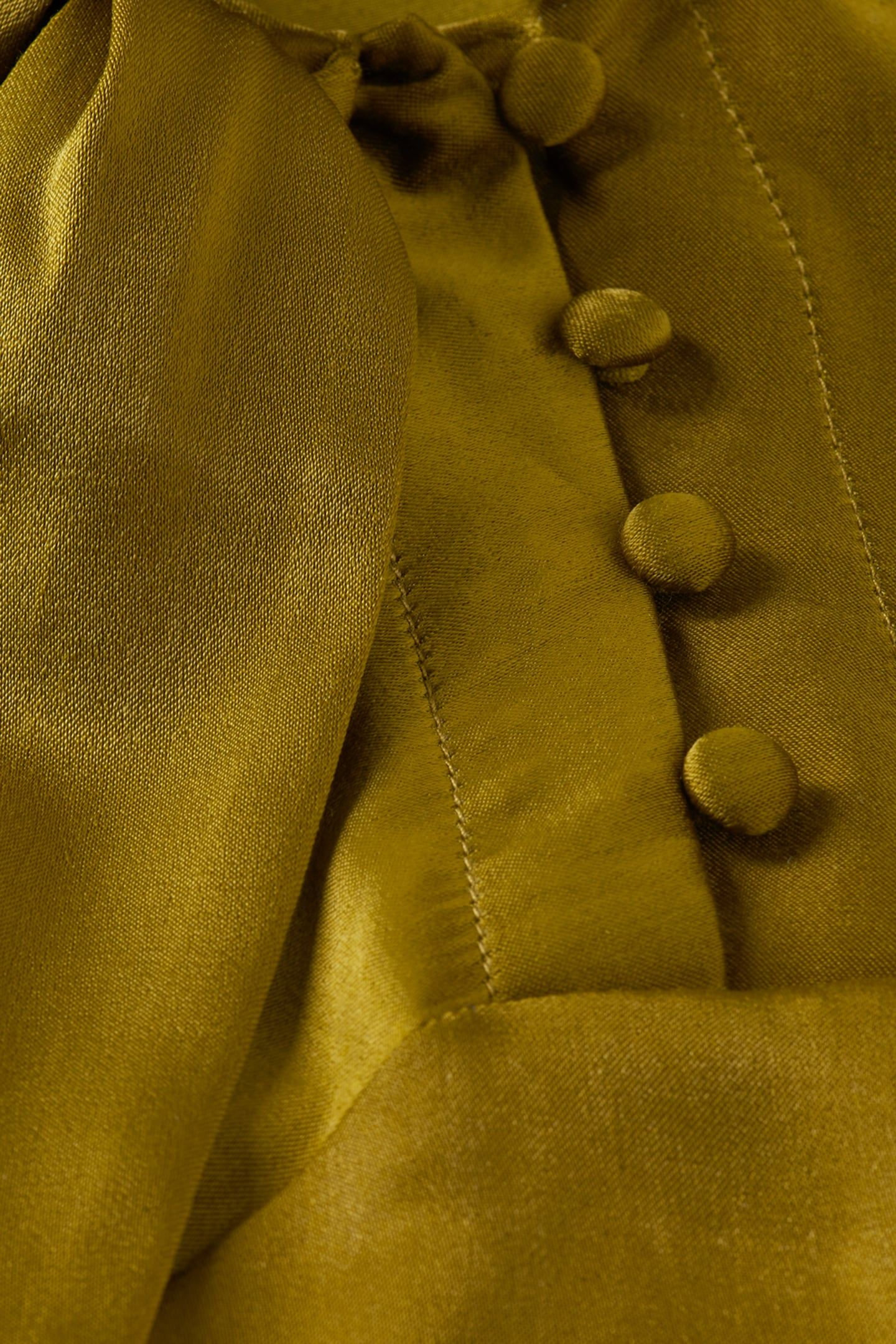 BOW NECK TOP OLIVE 8