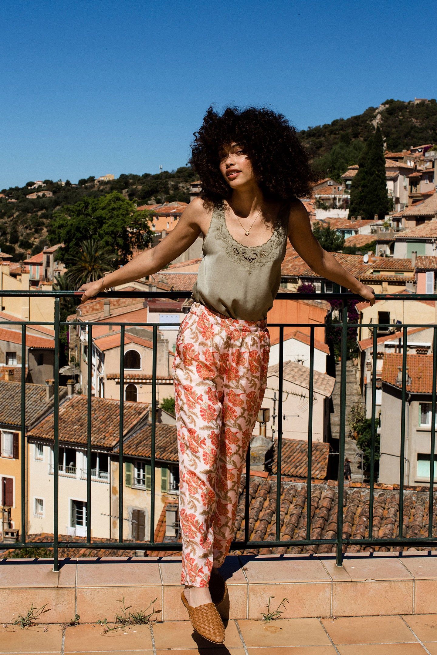 PANTS CHAMA BOHEMIAN FLOWERS 3