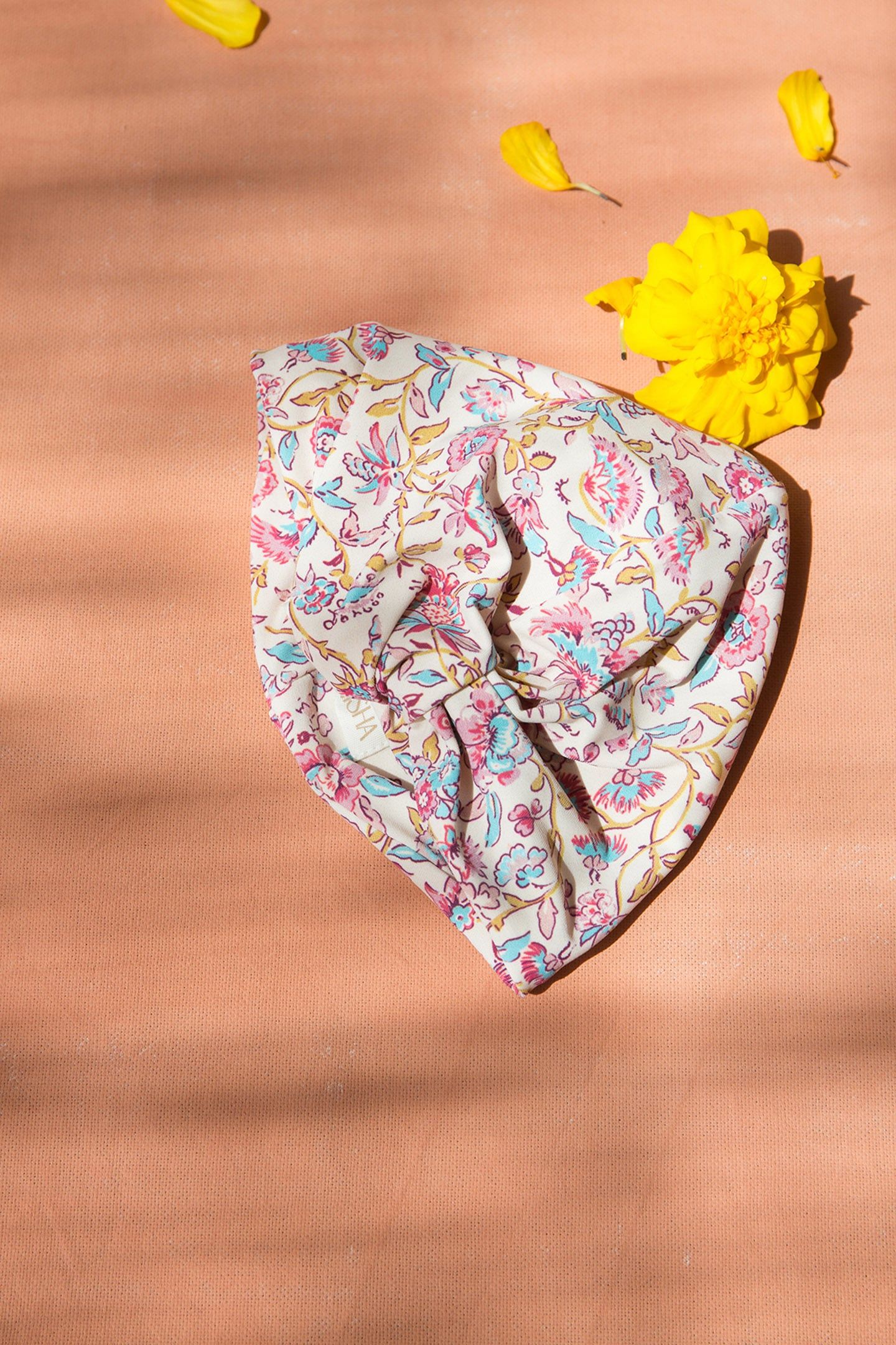 BATHING TURBAN ABINA CREAM PADMA MUDRA 5