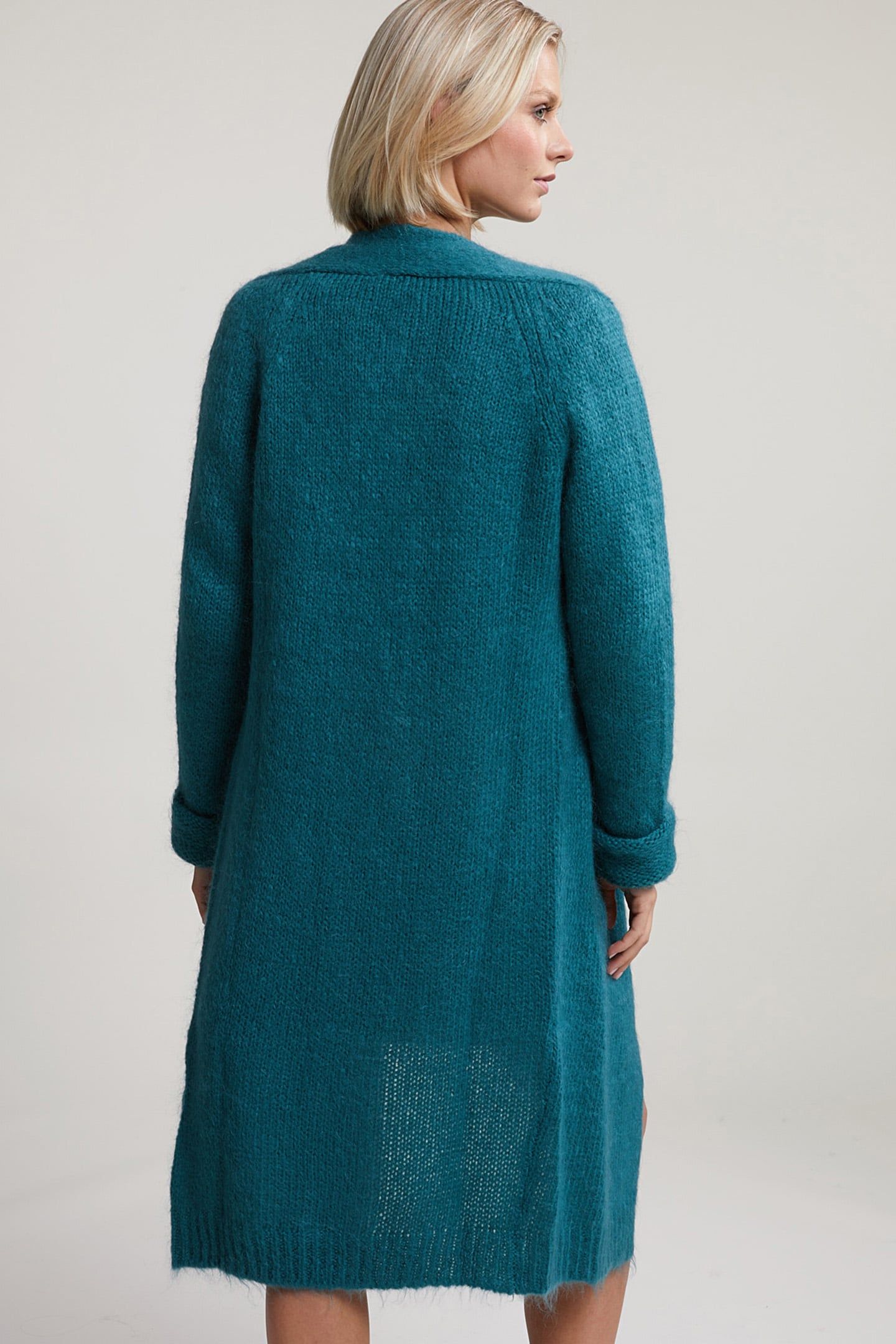 GREEN V-NECK CARDIGAN LONG SLEEVES 2