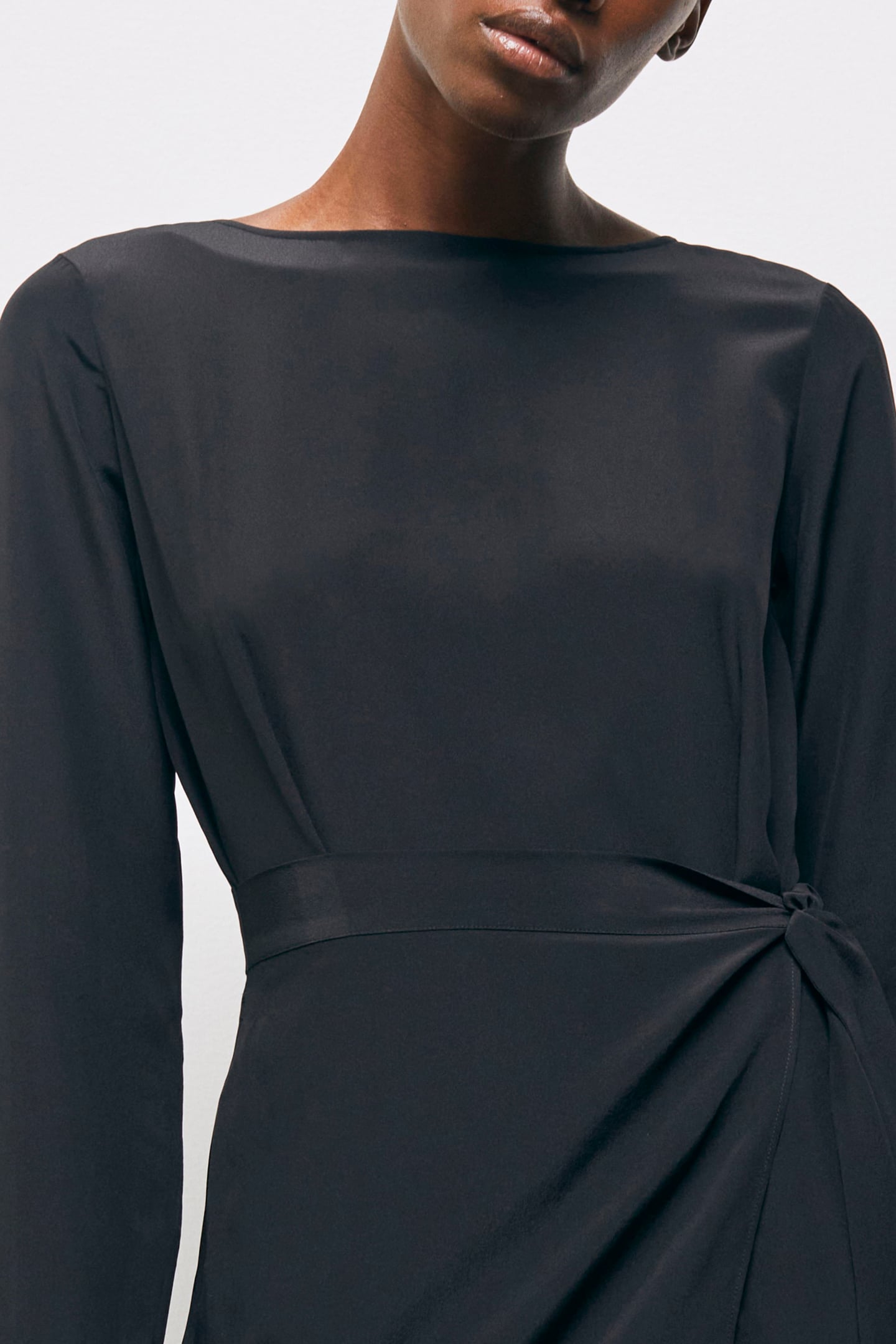 SHORT DRESS WITH LONG SLEEVES AND LACE SKIRT BLACK 6