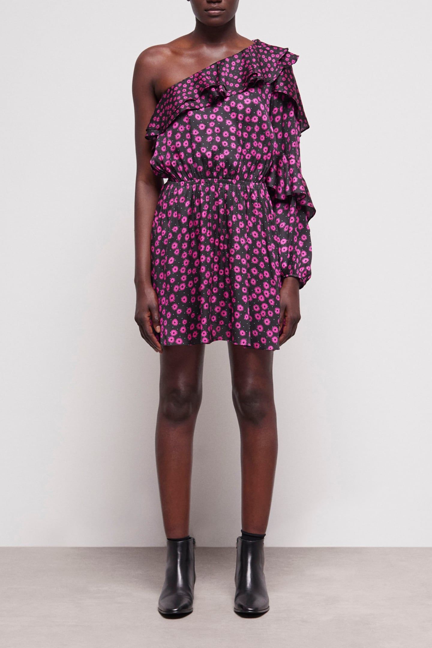 ONE SHOULDER SHORT DRESS PRINT DAISY DOTS PINK 1