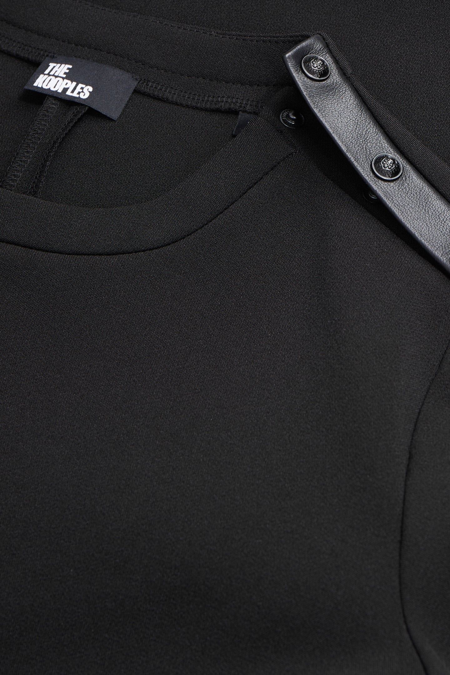 SHORT DRESS ML SHOULDER SNAPS BLACK 6