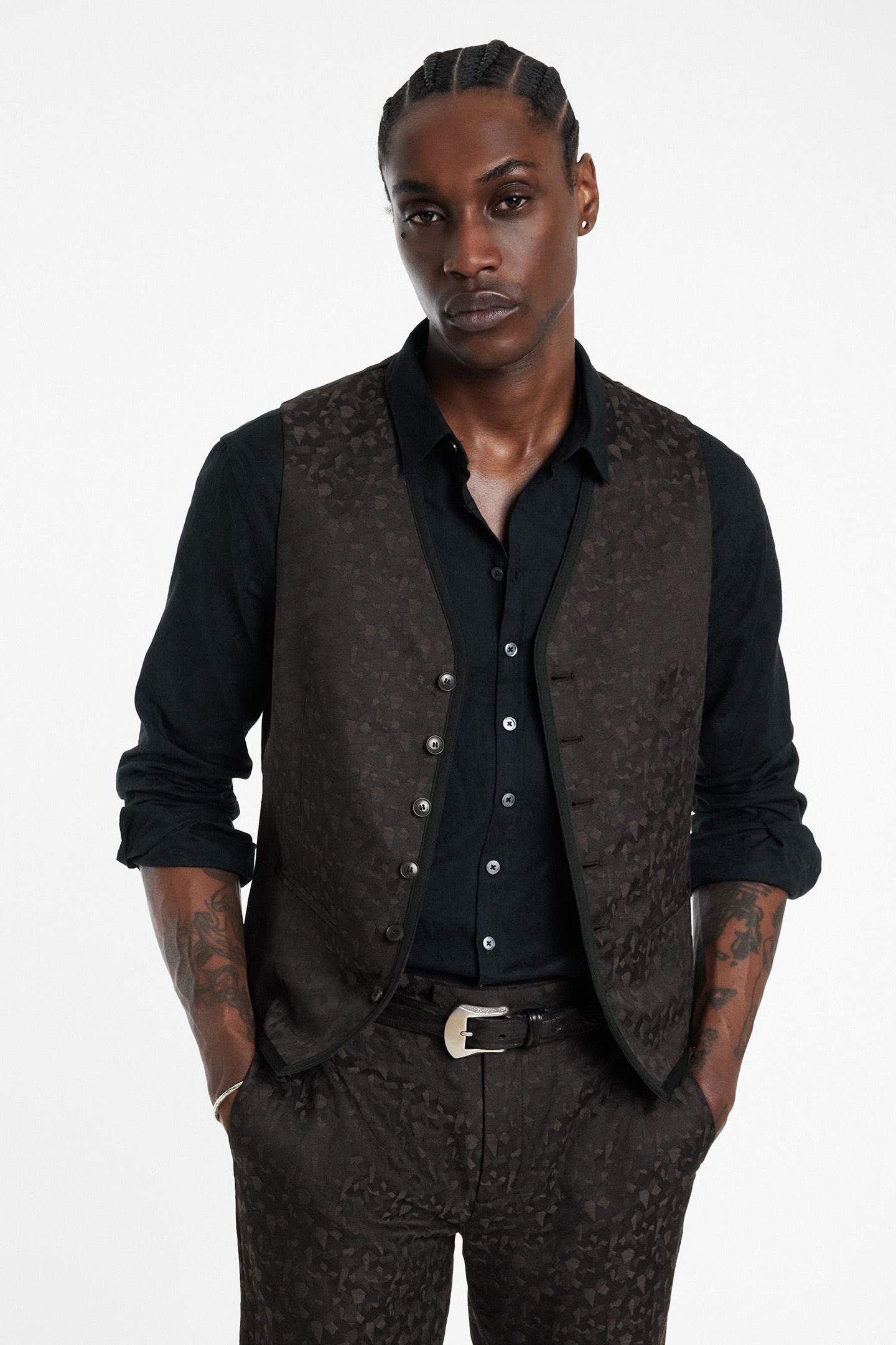 BUTTON FRONT CLOSURE VESTWITH SATIN TAPE EBONY 1
