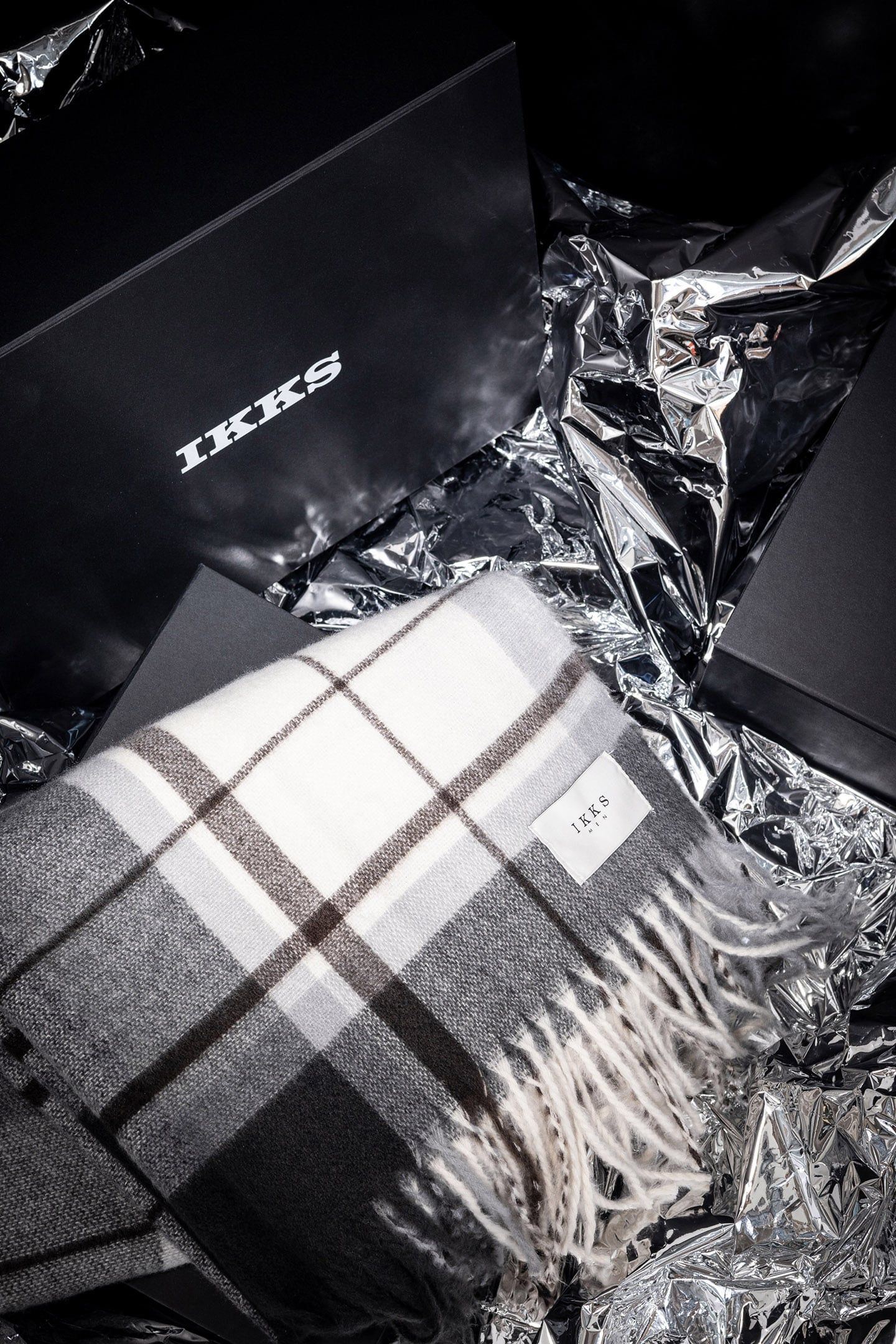 ECRU PLAID SCARF 4