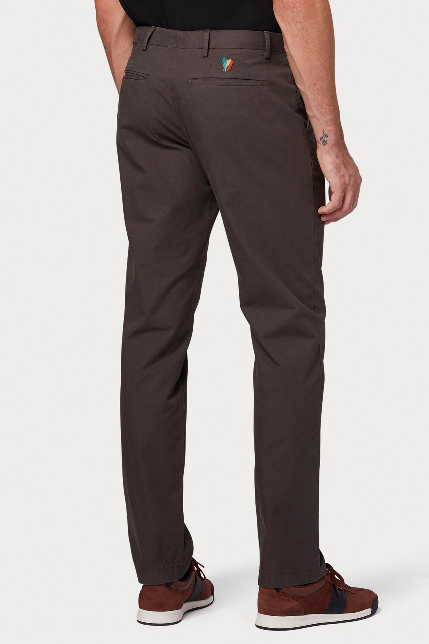 SLIM FIT CLEAN CHINO DARK TAUPE 2