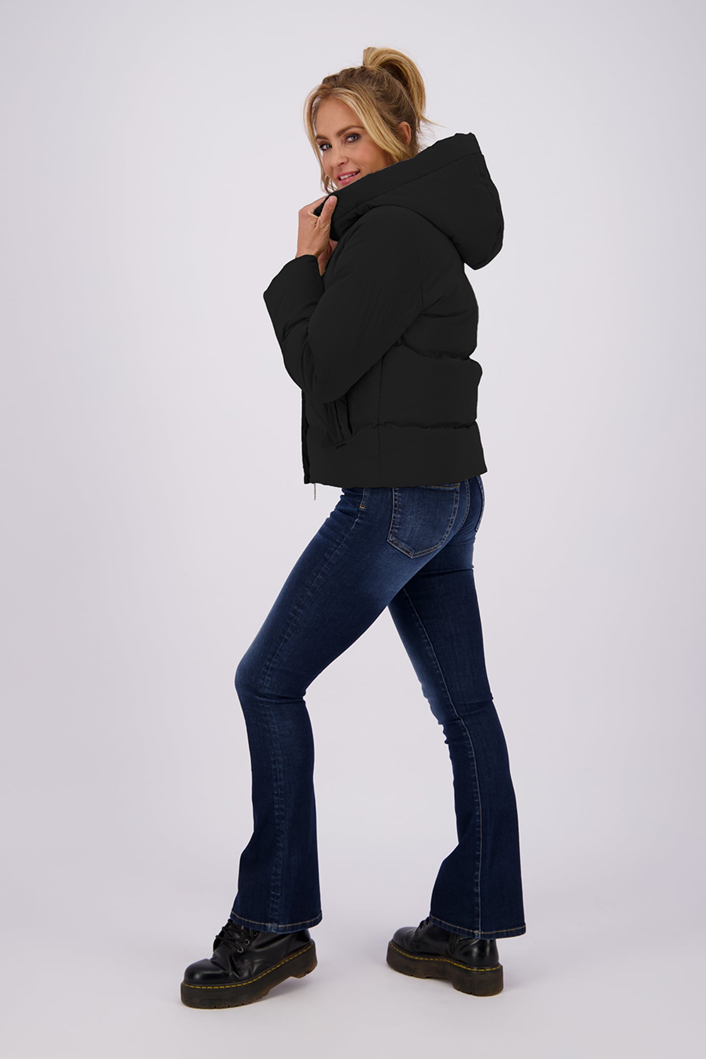 OLIVIA JACKETS DEEP BLACK 6