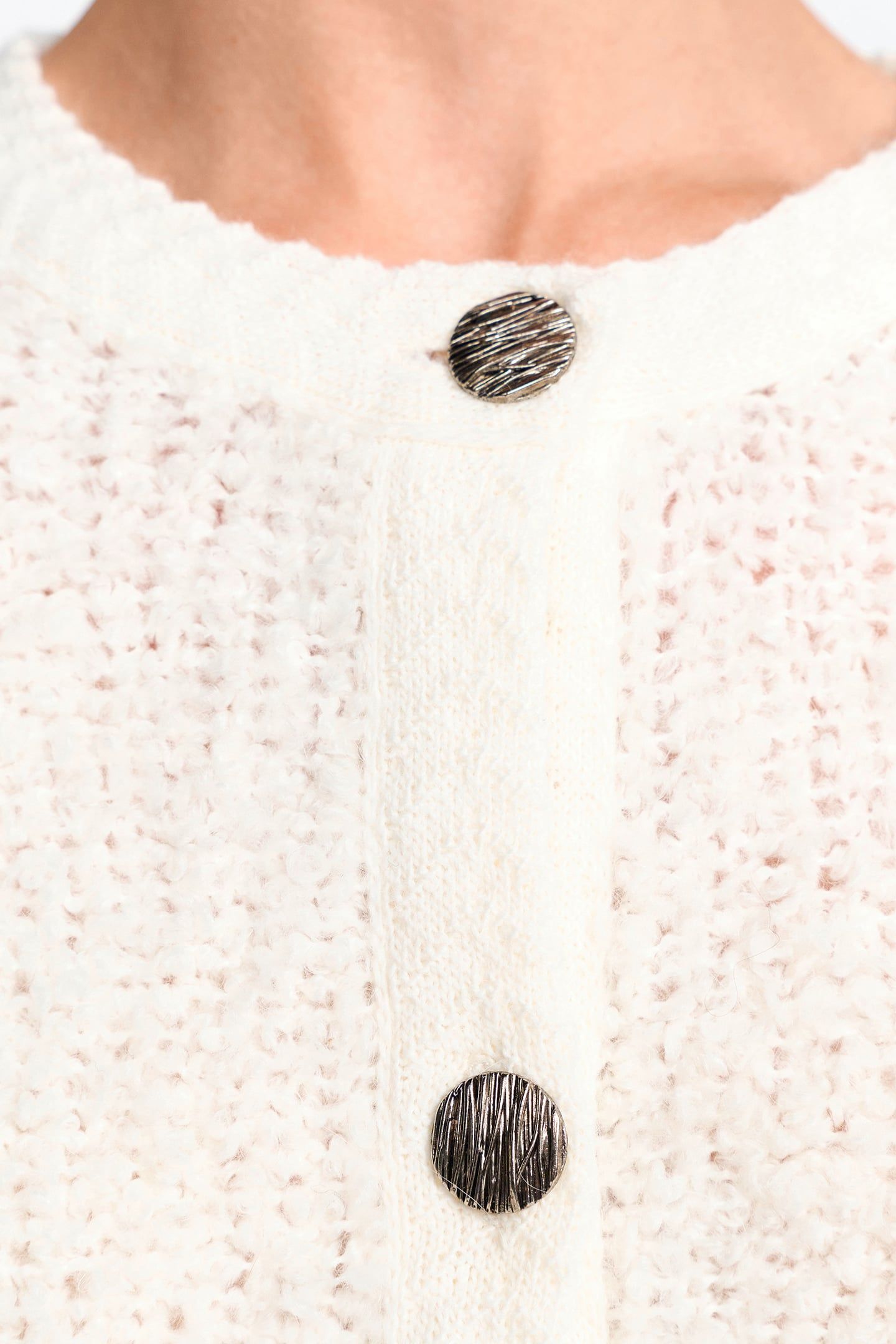 BOUCLÉ CREW NECK CARDIGAN PEARL WHITE 5