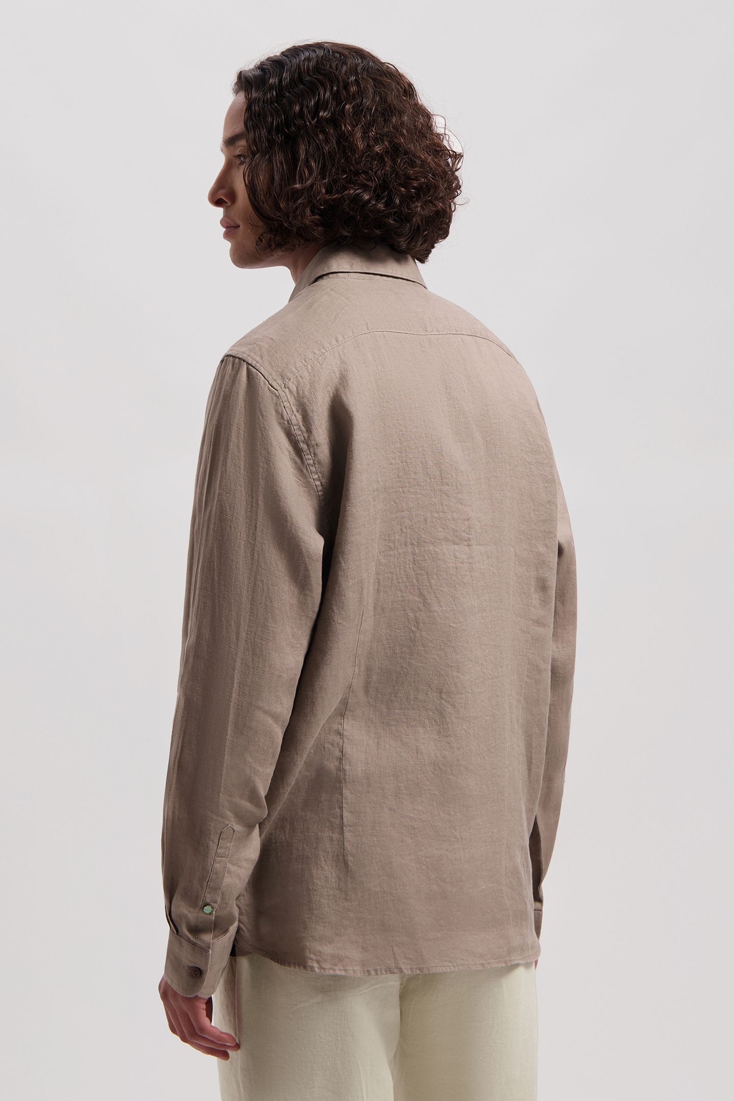 DS_JAGGER SHIRT TIMBER WOLF 2