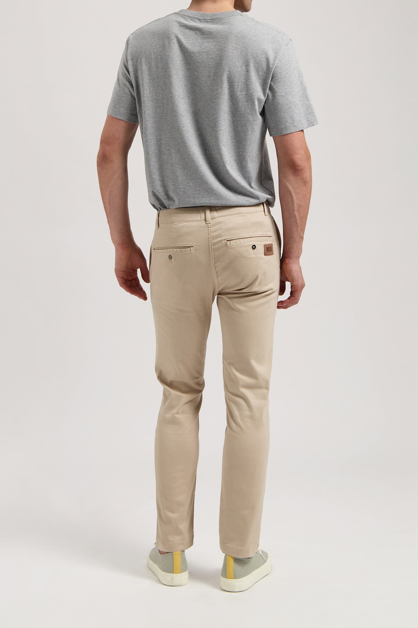 SCOTT MID TAPERED SAND 4