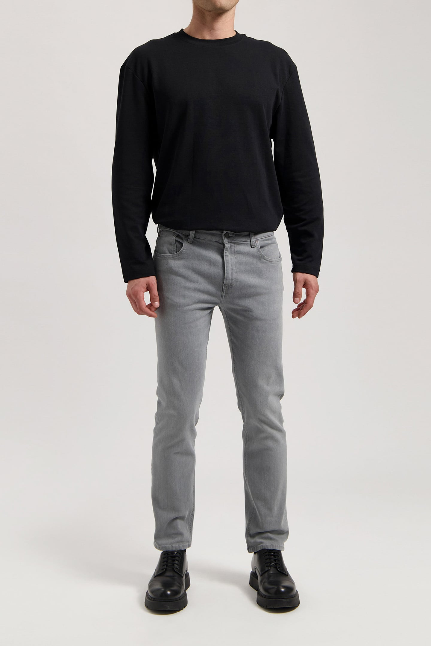 BRYCE MID STRAIGHT LIGHT GREY 3
