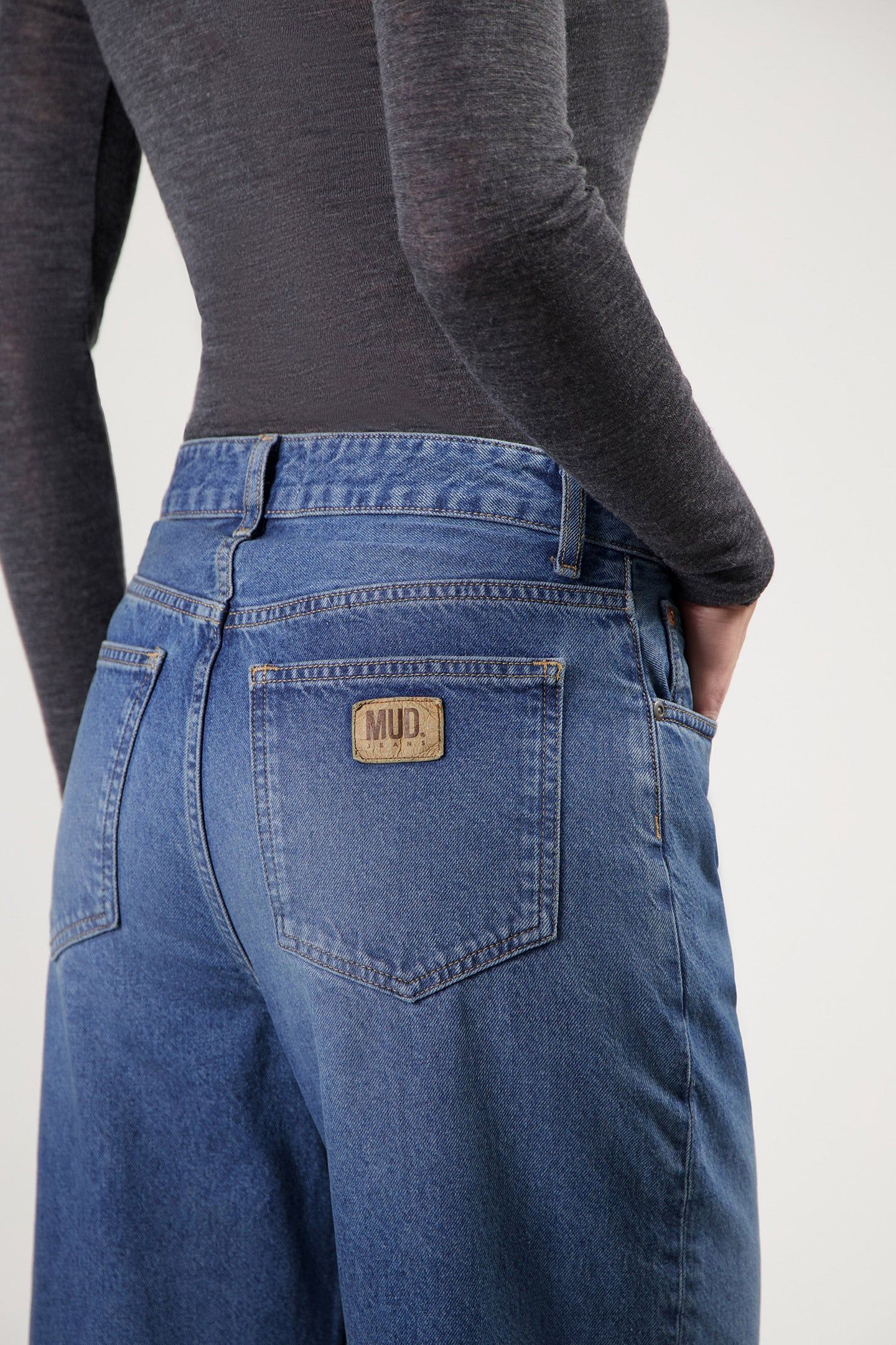BROOKE HIGH BARREL RUSTIC BLUE 6