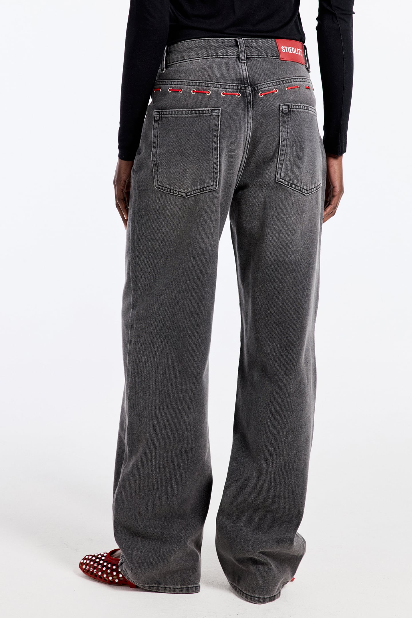 JOLIE JEANS BLACK 2