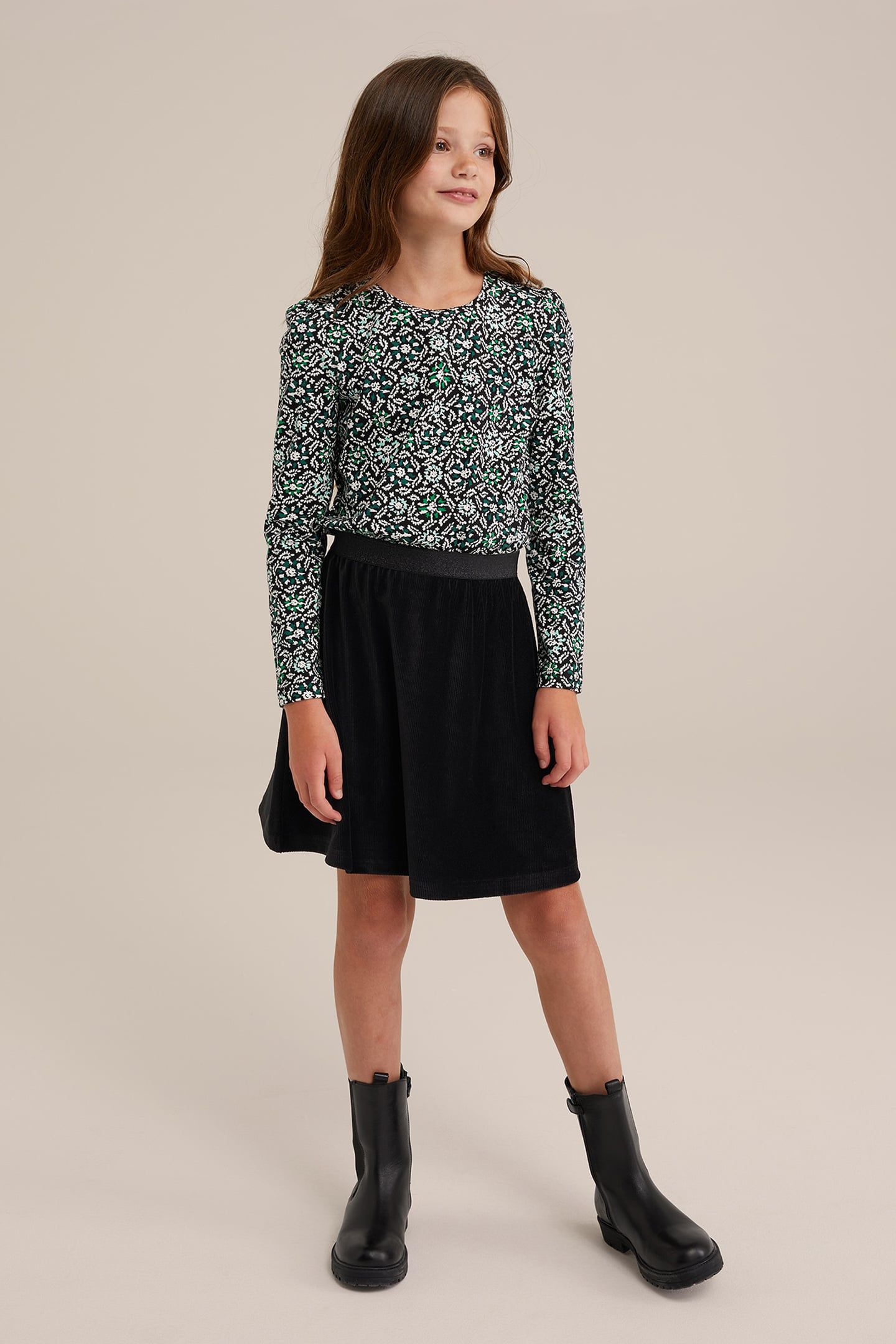 JURK BLACK 2