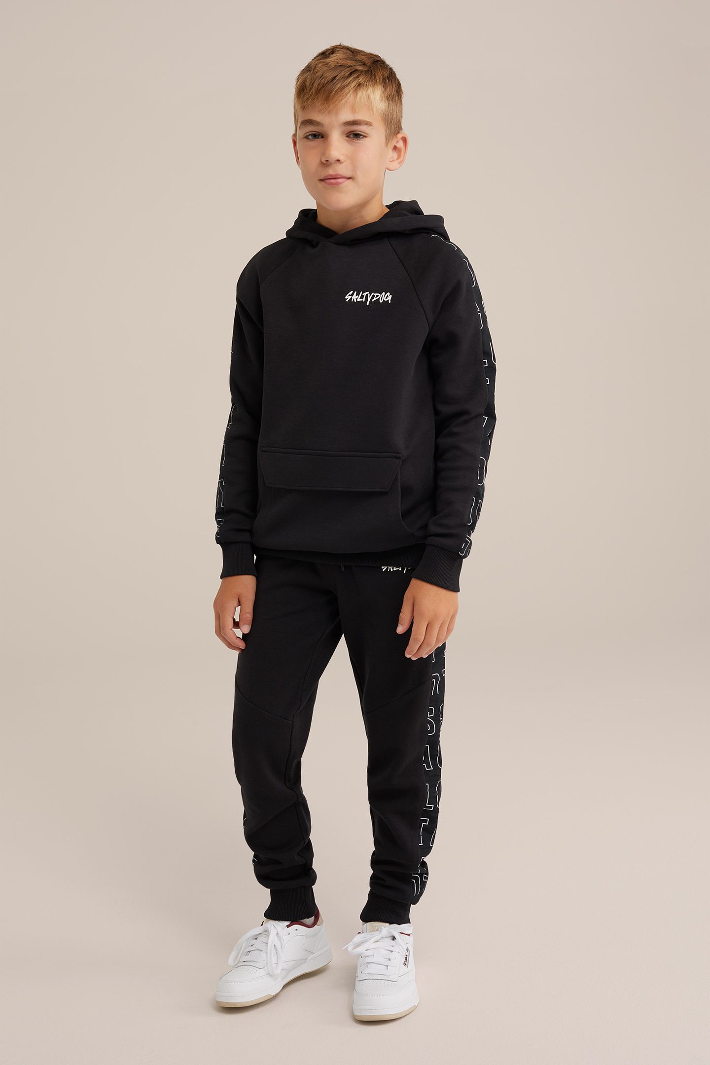 SWEATER BLACK 2