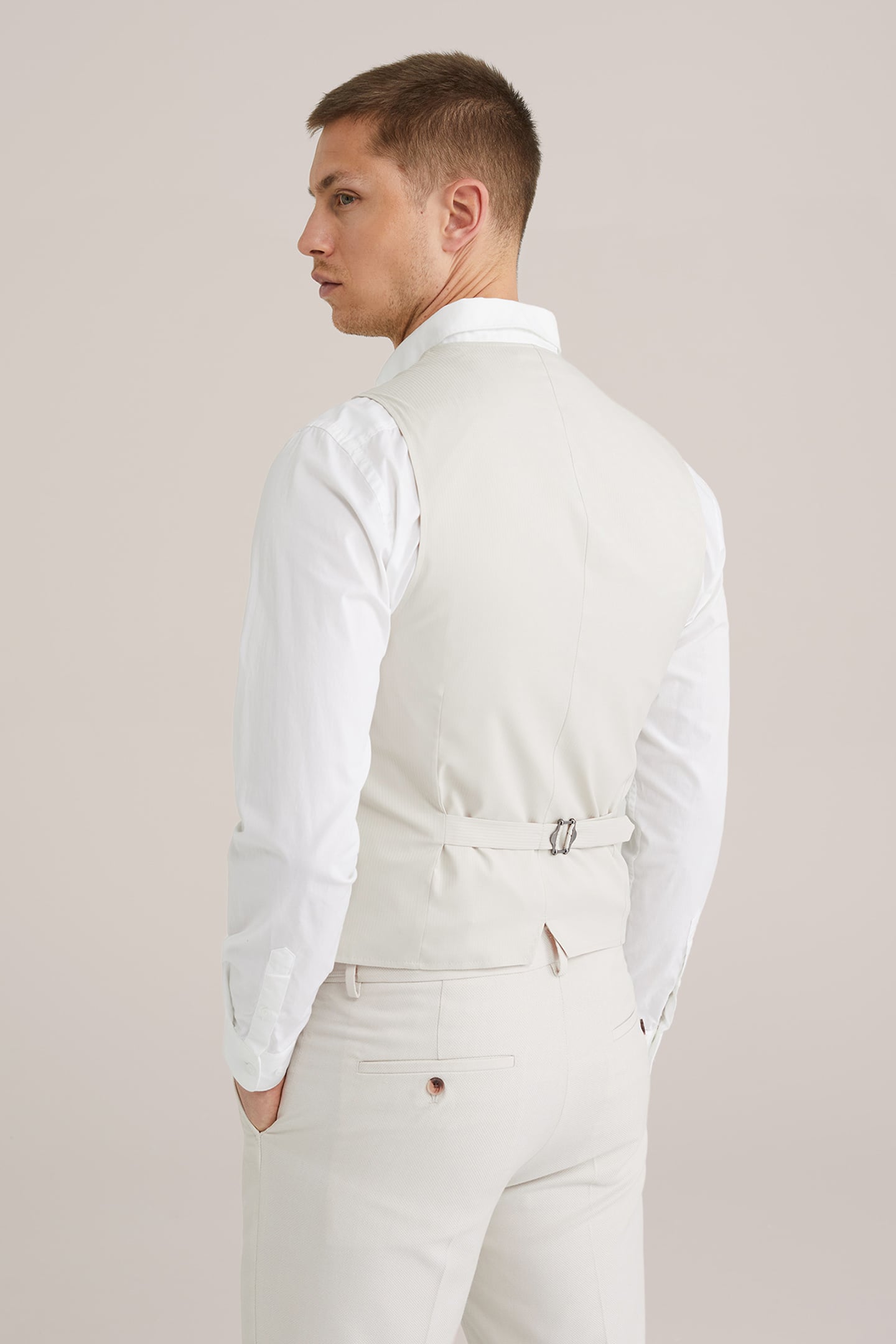 WAISTCOAT BEIGE 2