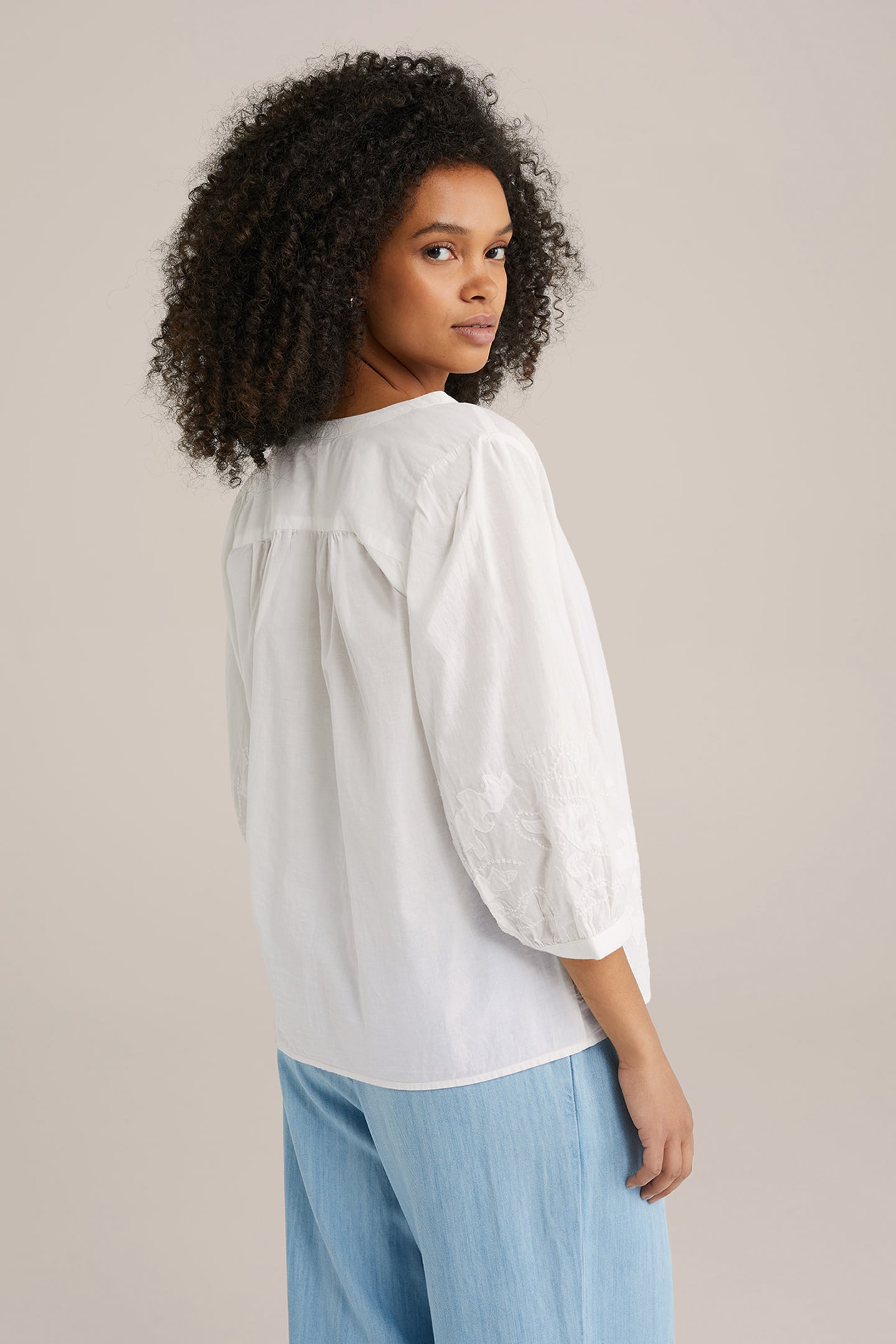 BLOUSE WHITE 2