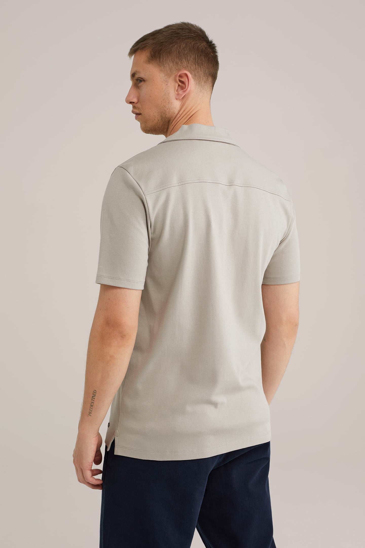 POLO LIGHT GREY 2