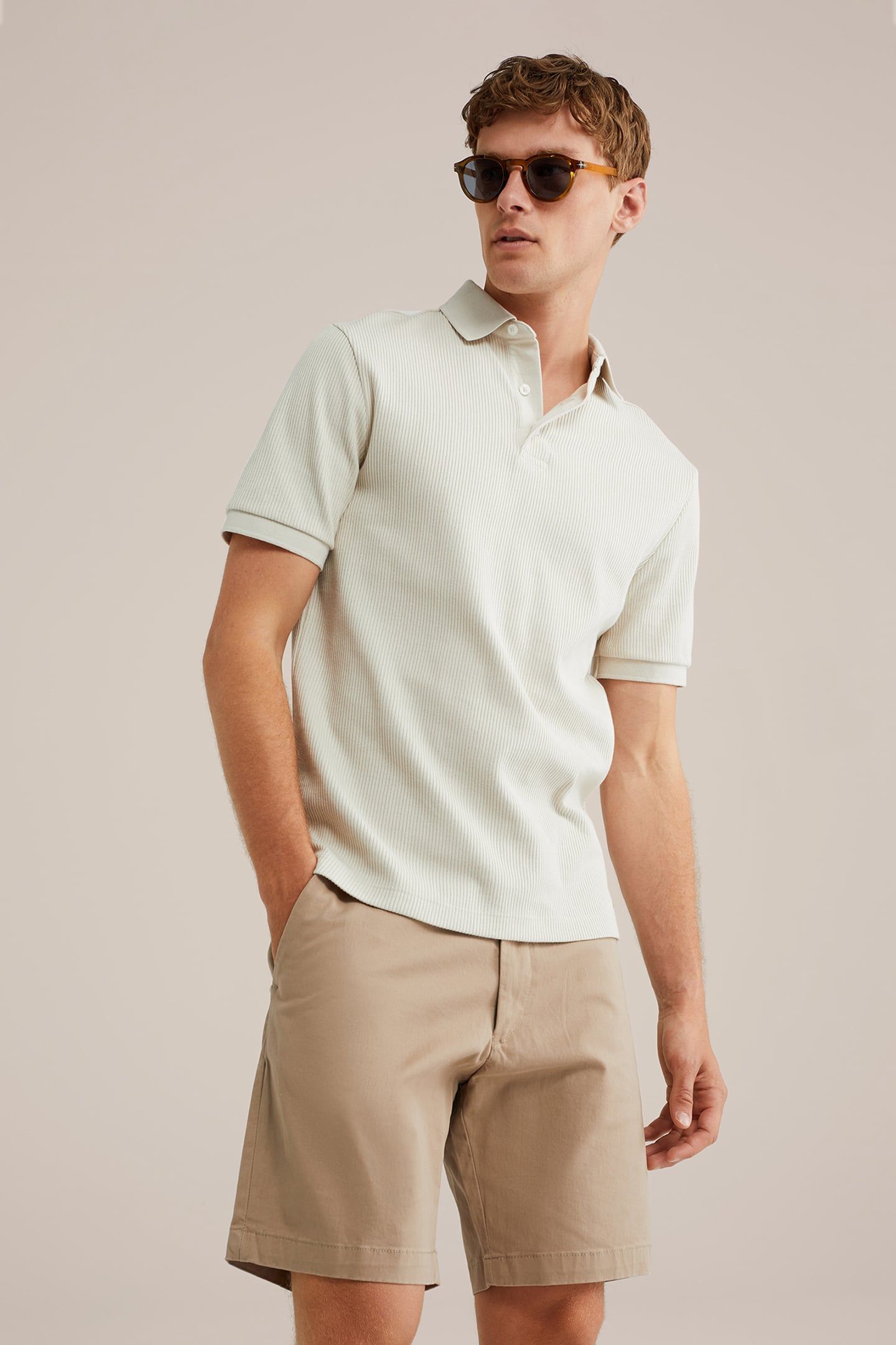 SHORT BEIGE 5
