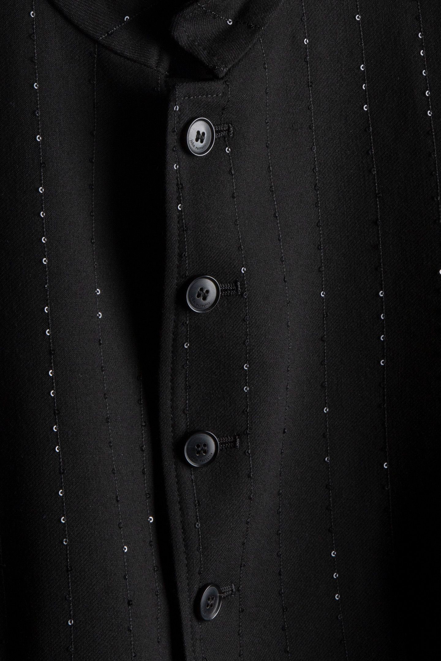 BUTTON FRONT CLOUSRE VESTWITH STAND UP C BLACK 3