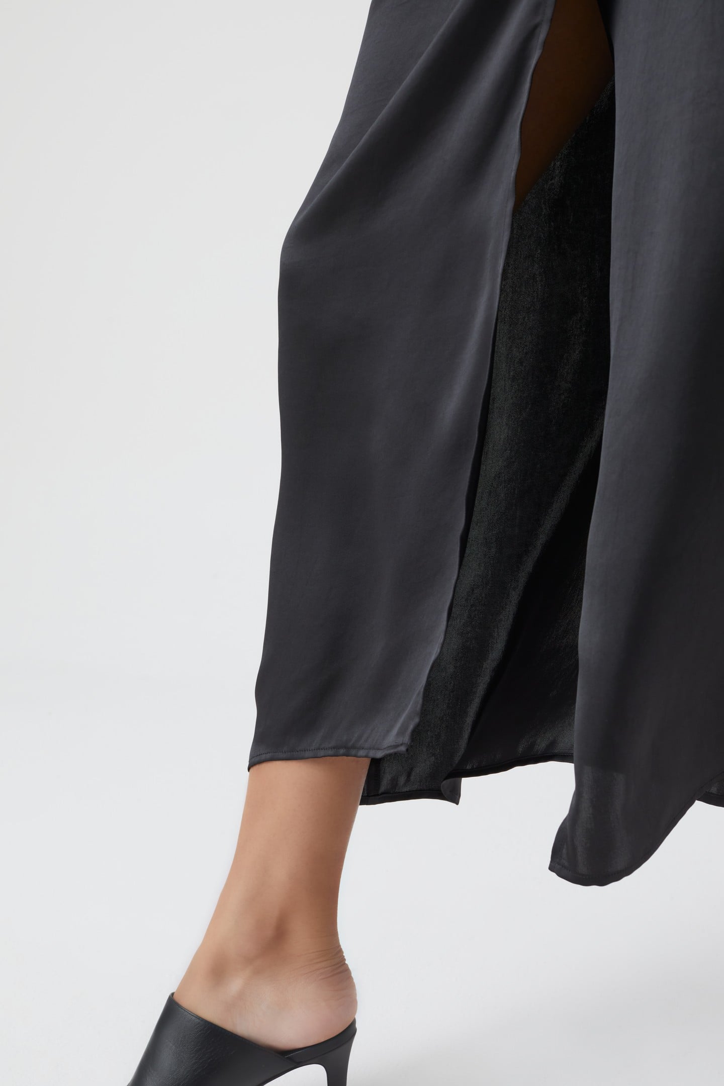 WRAP SKIRT BLACK 5