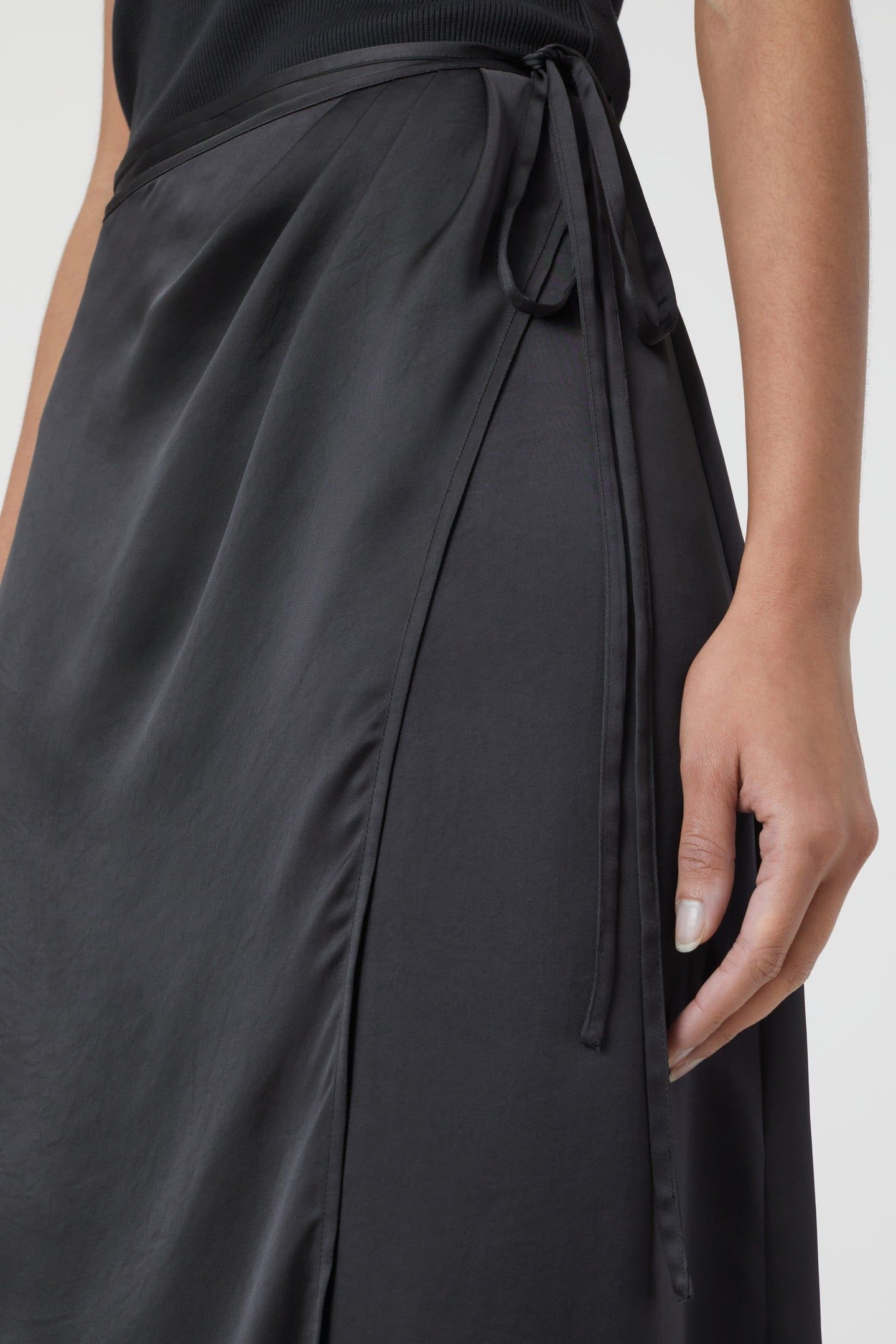 WRAP SKIRT BLACK 7