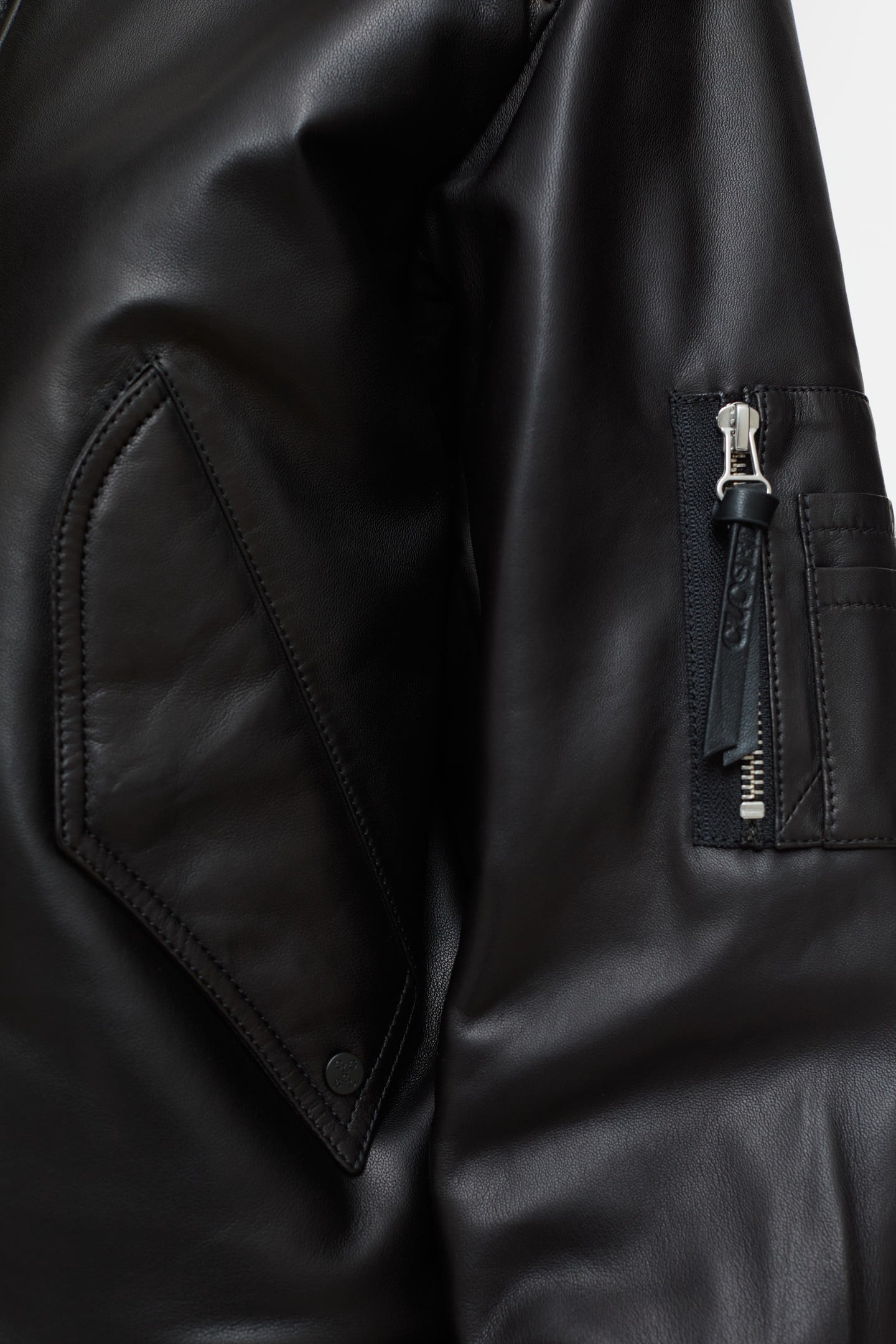 CLASSIC BOMBER BLACK 5