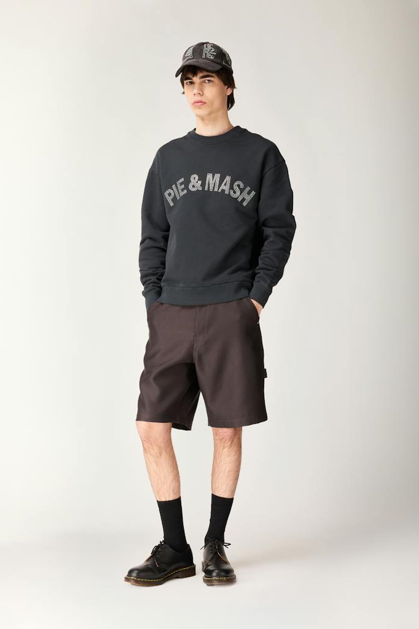 HIGHSNOBIETY – PIE & MASH CREWNECK 1