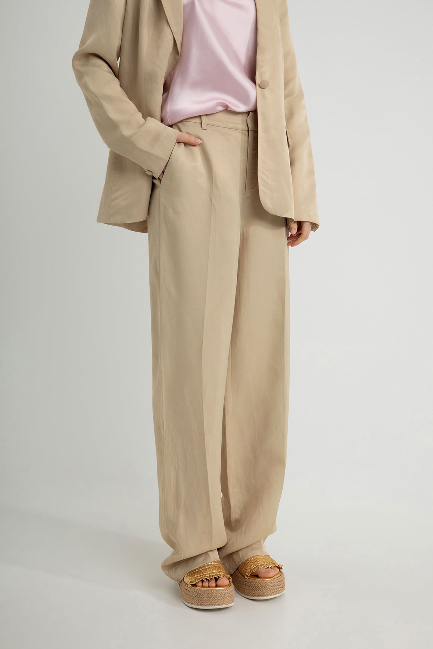 DORTHEA PANTS LIGHT KHAKI 1
