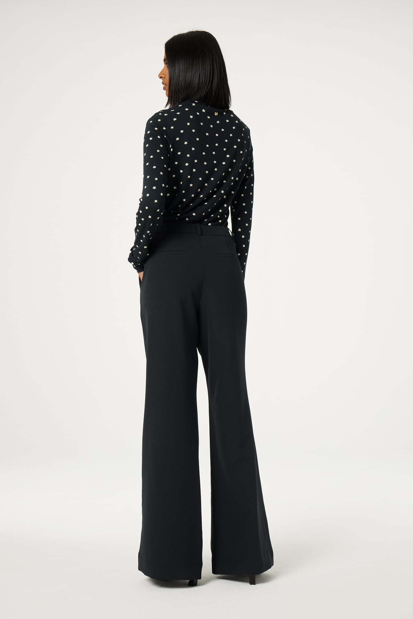 JADE TOP BLACK/WARM WHITE 3
