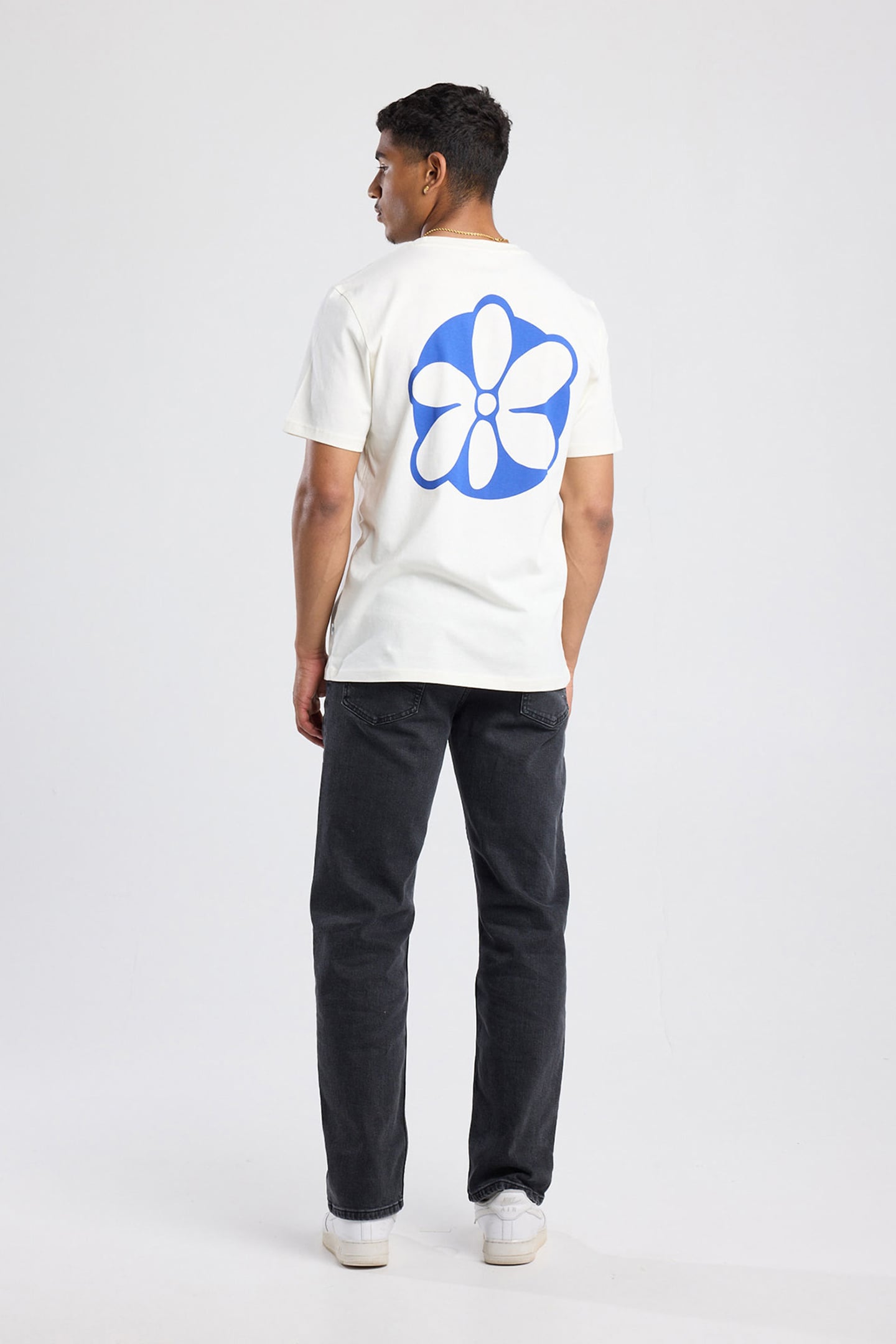 ETIENNE Z WHITE 2