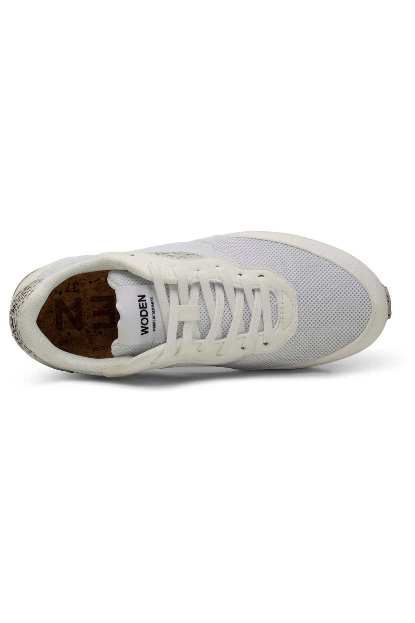 SIGNE WHITE 5