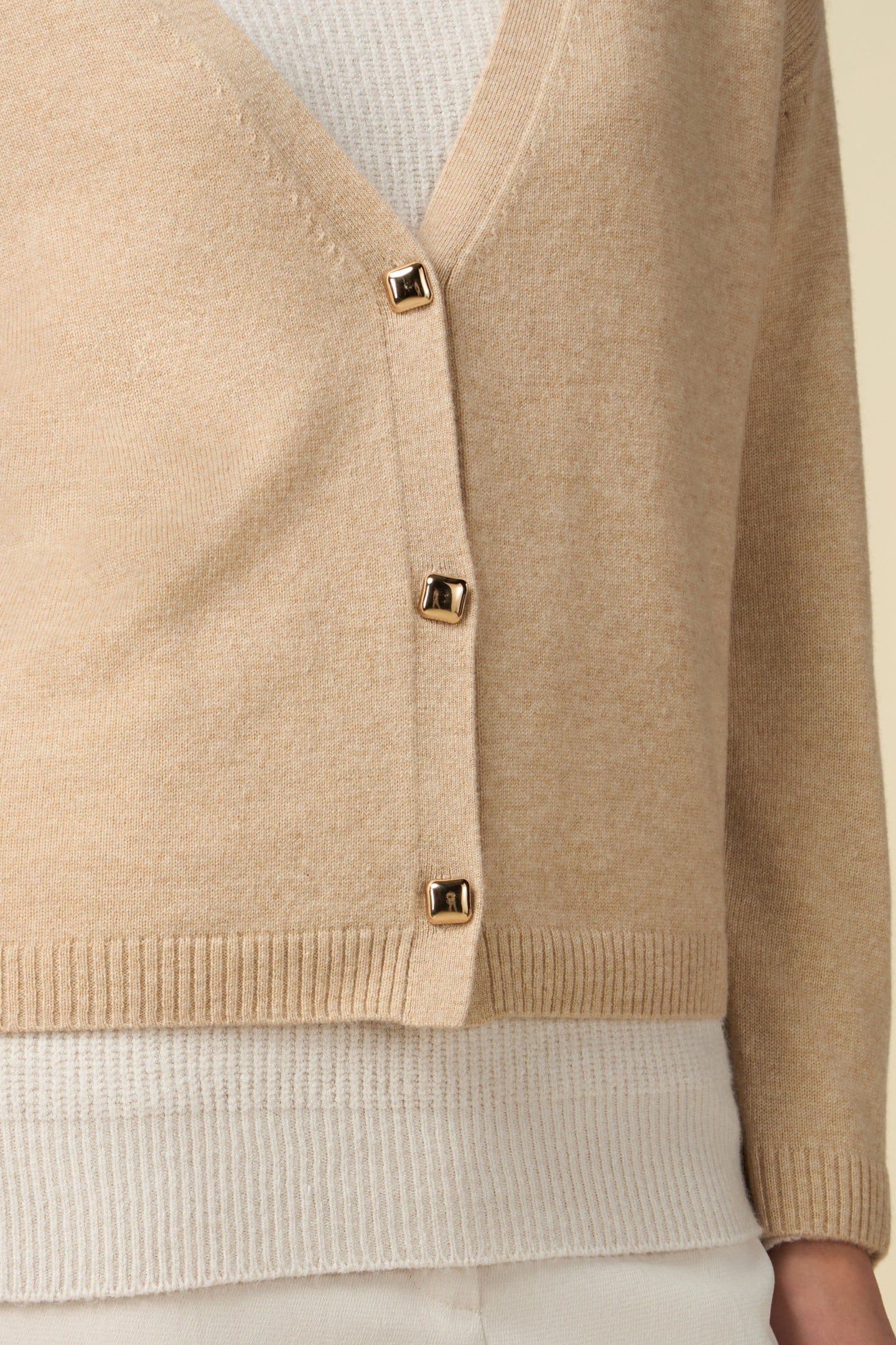 CASHMERE BLEND CARDIGAN WITH SQUARE BUTTONS BEIGE 4