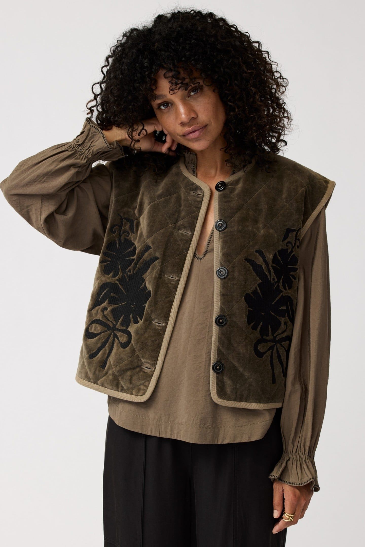 LUCKY GILET KHAKI 4