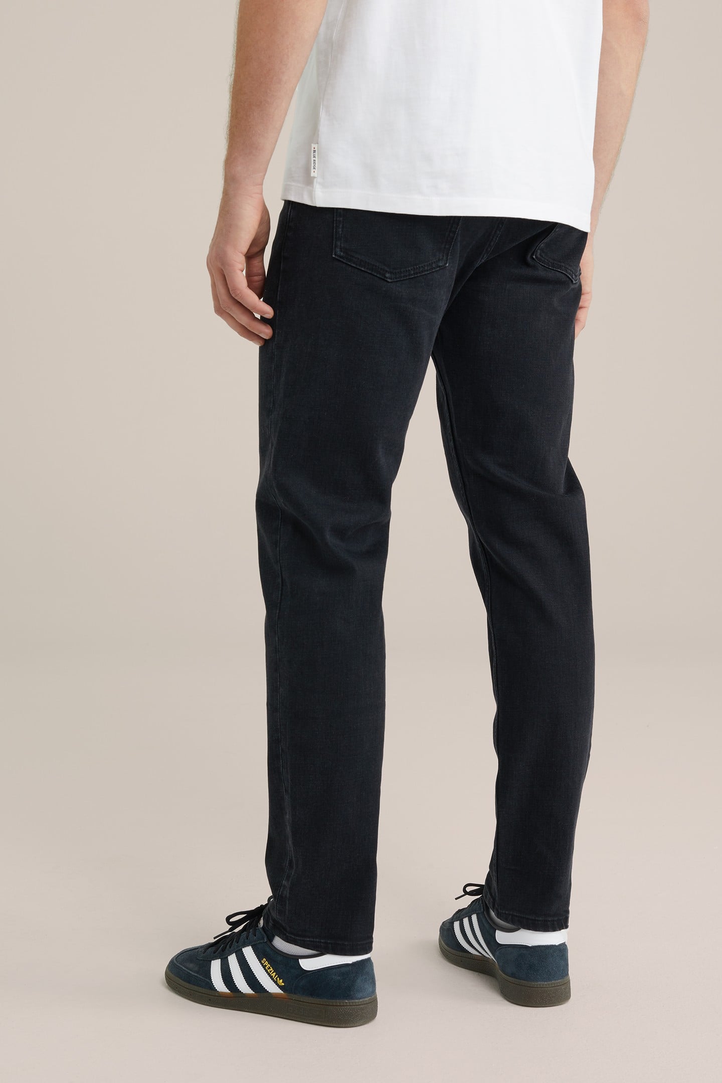 5-POCKET MID WAIST BLACK 3